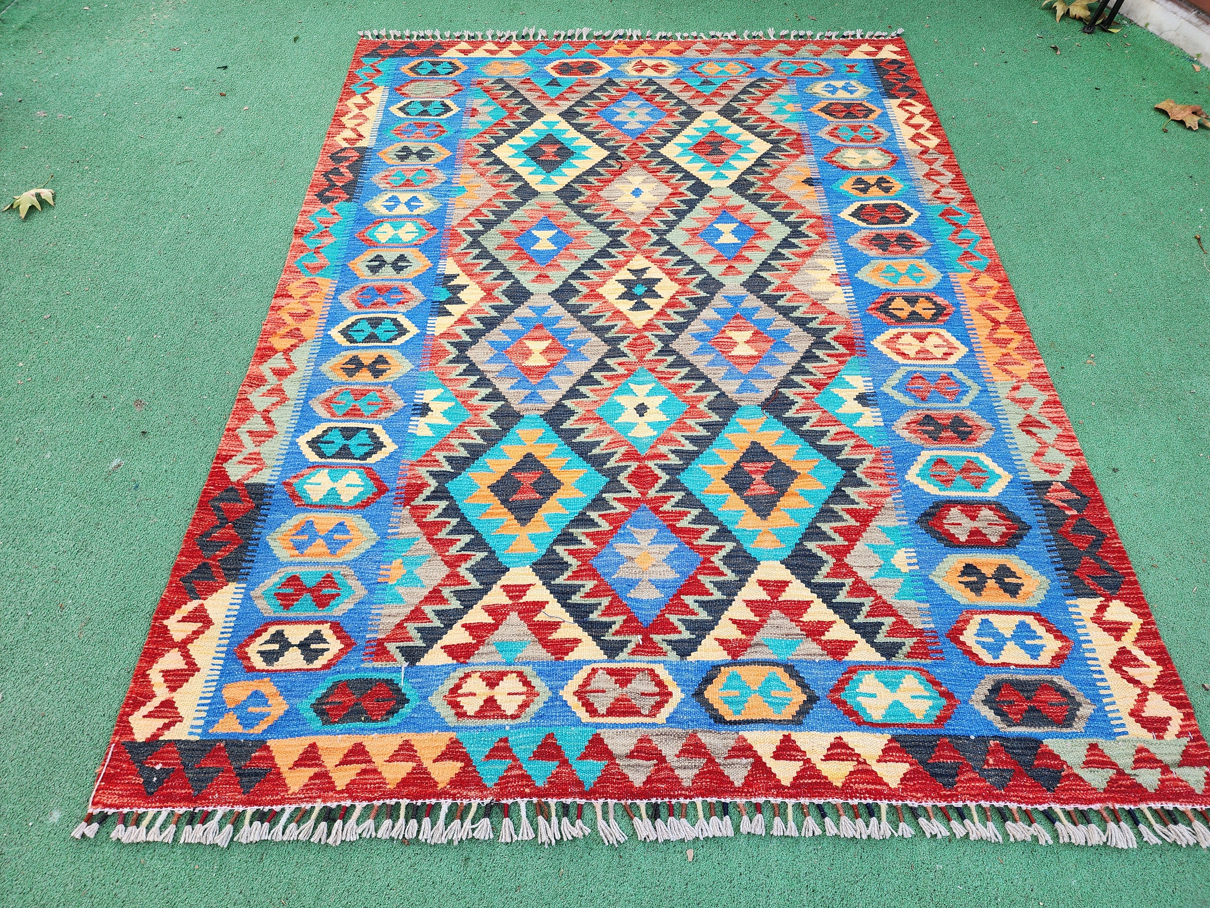 Alfombra Kilim, ''5''x6'8'' ft Azul Rojo, Naranja Alfombra Kilim de área turca