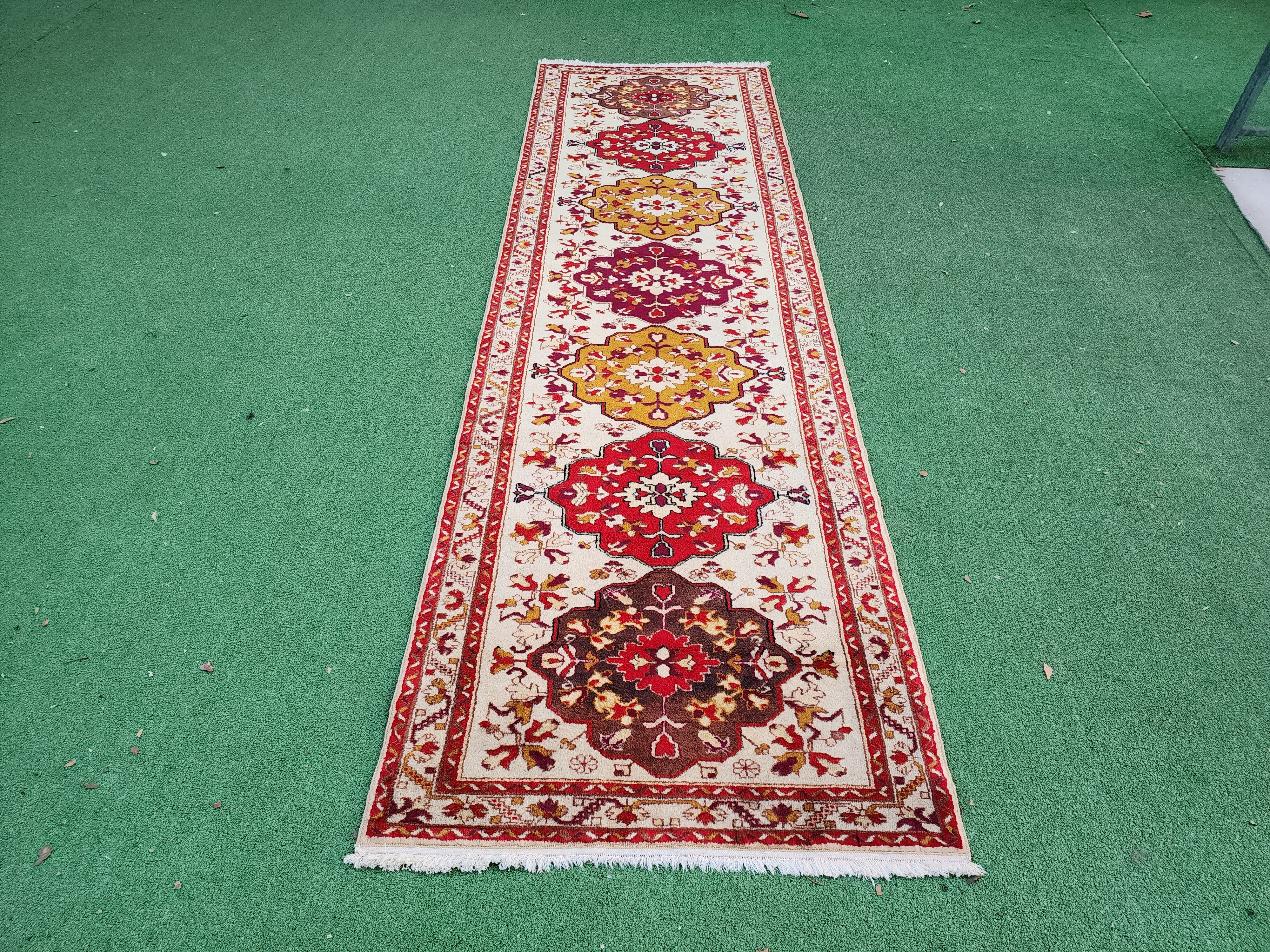 Tapis de passage Derbent vintage, 9'2'' x 2'9''