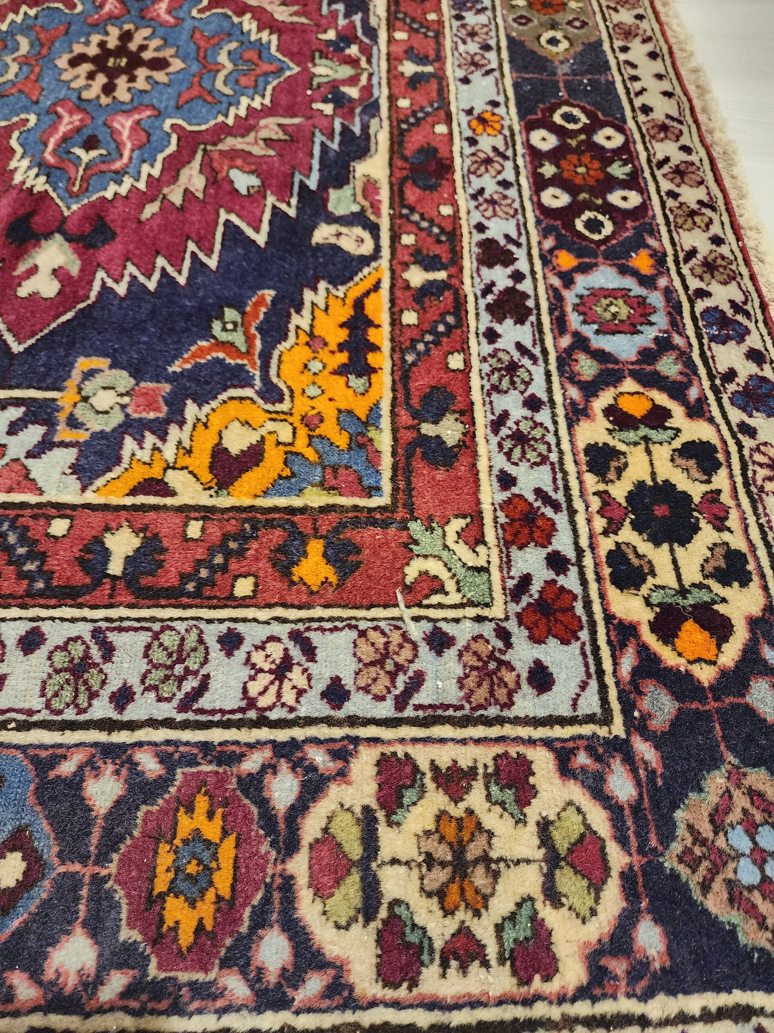 Vintage Caucasian Area Rug 6'10'' x 4'10'' Vintage Turkish Tribal Natural Wool Rug, Recycled Oriental Design Rustic Bohemian Floor Rug