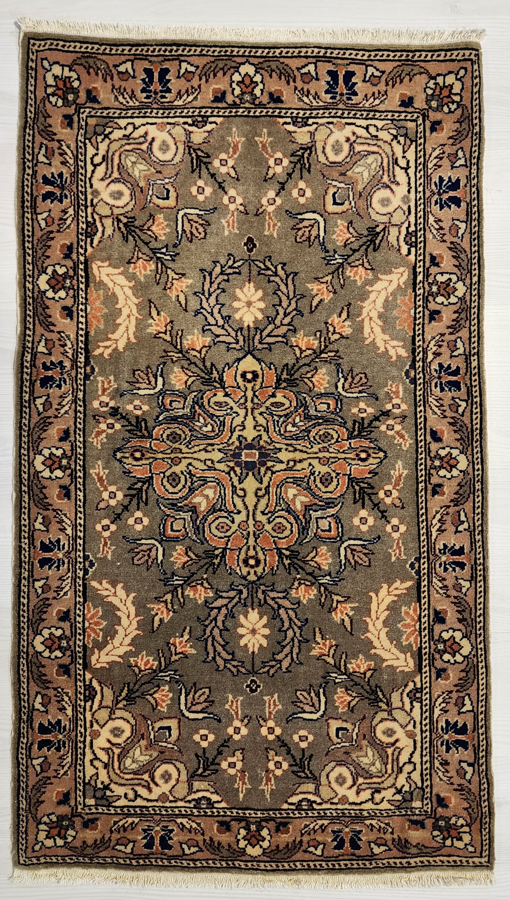 Handmade Kayseri Turkish Rug, Small Floral Wool Carpet, Vintage Anatolian Rug, 1'10''x3'2''