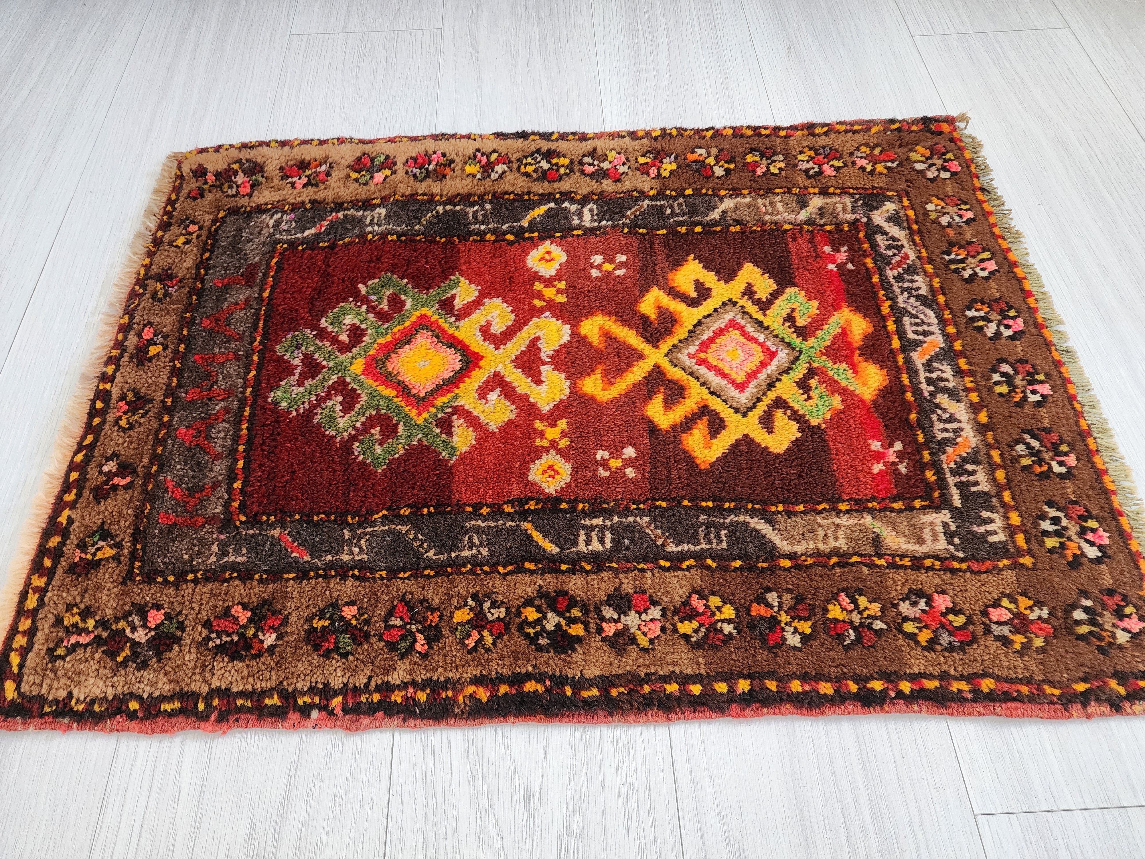vintage Kars Wool Small Rug — border pattern