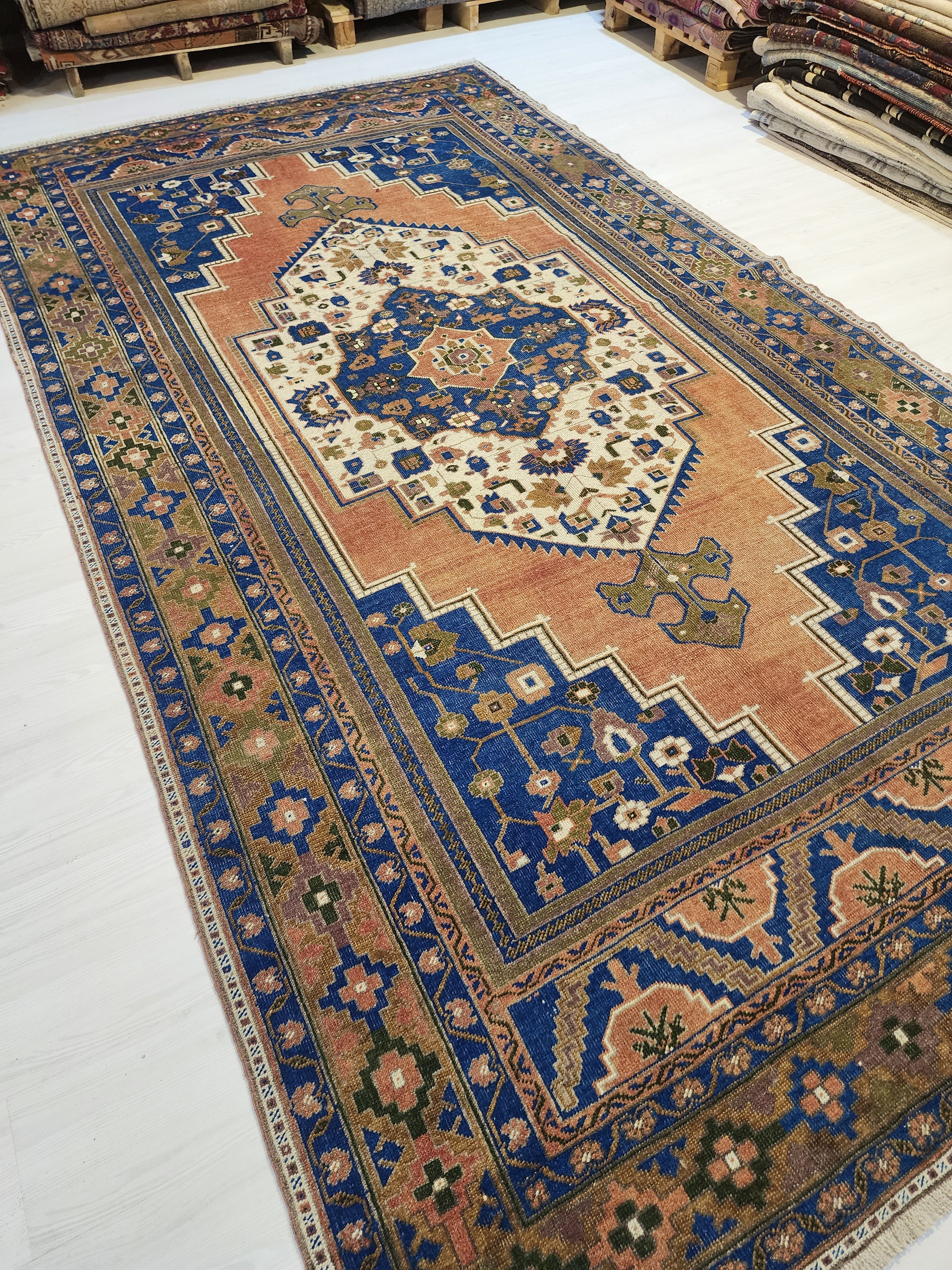 Vintage Turkish Wool Rug, 8x12, Medallion Motif, Konya Handmade