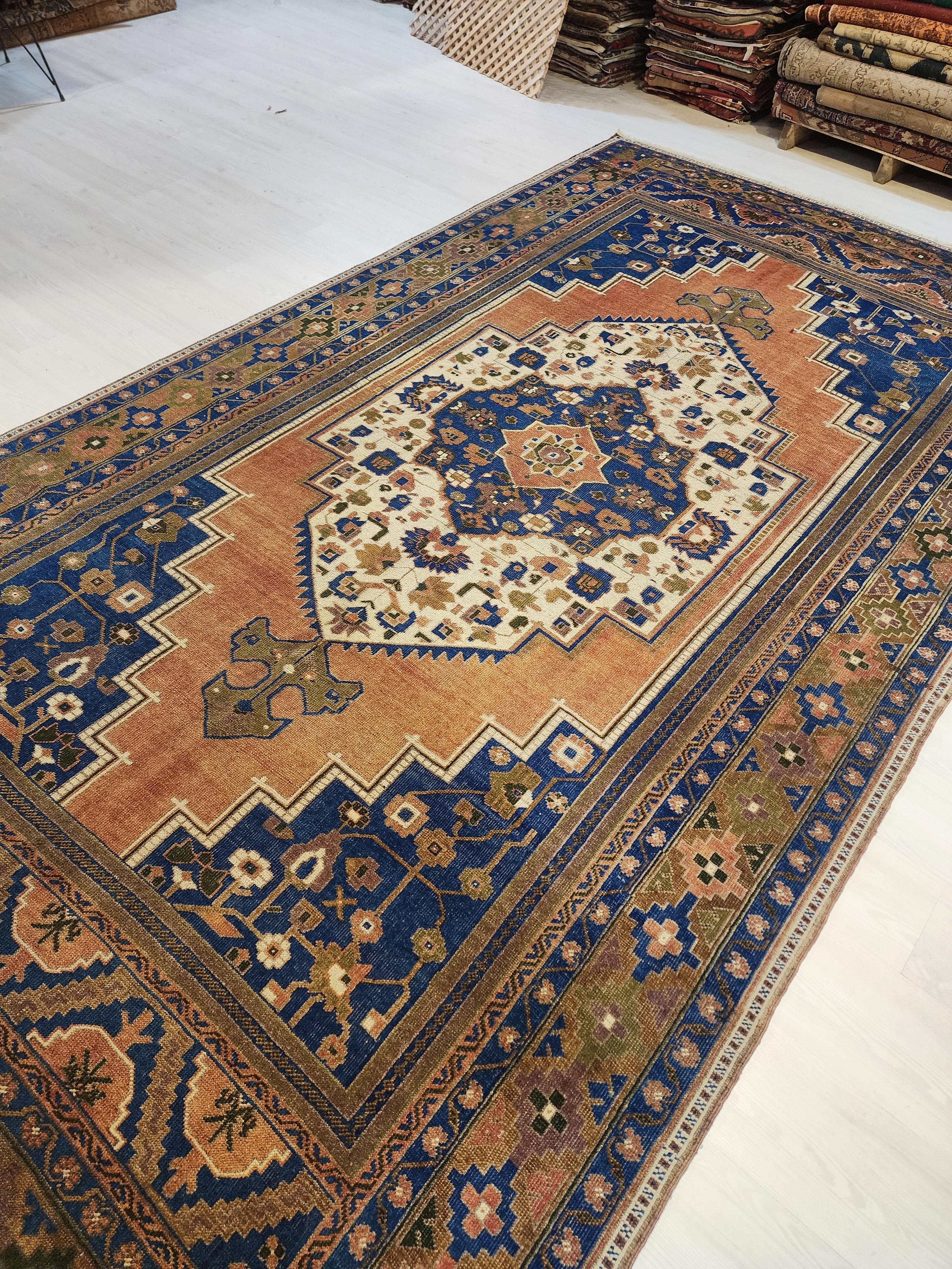 Vintage Turkish Wool Rug, 8x12, Medallion Motif, Konya Handmade