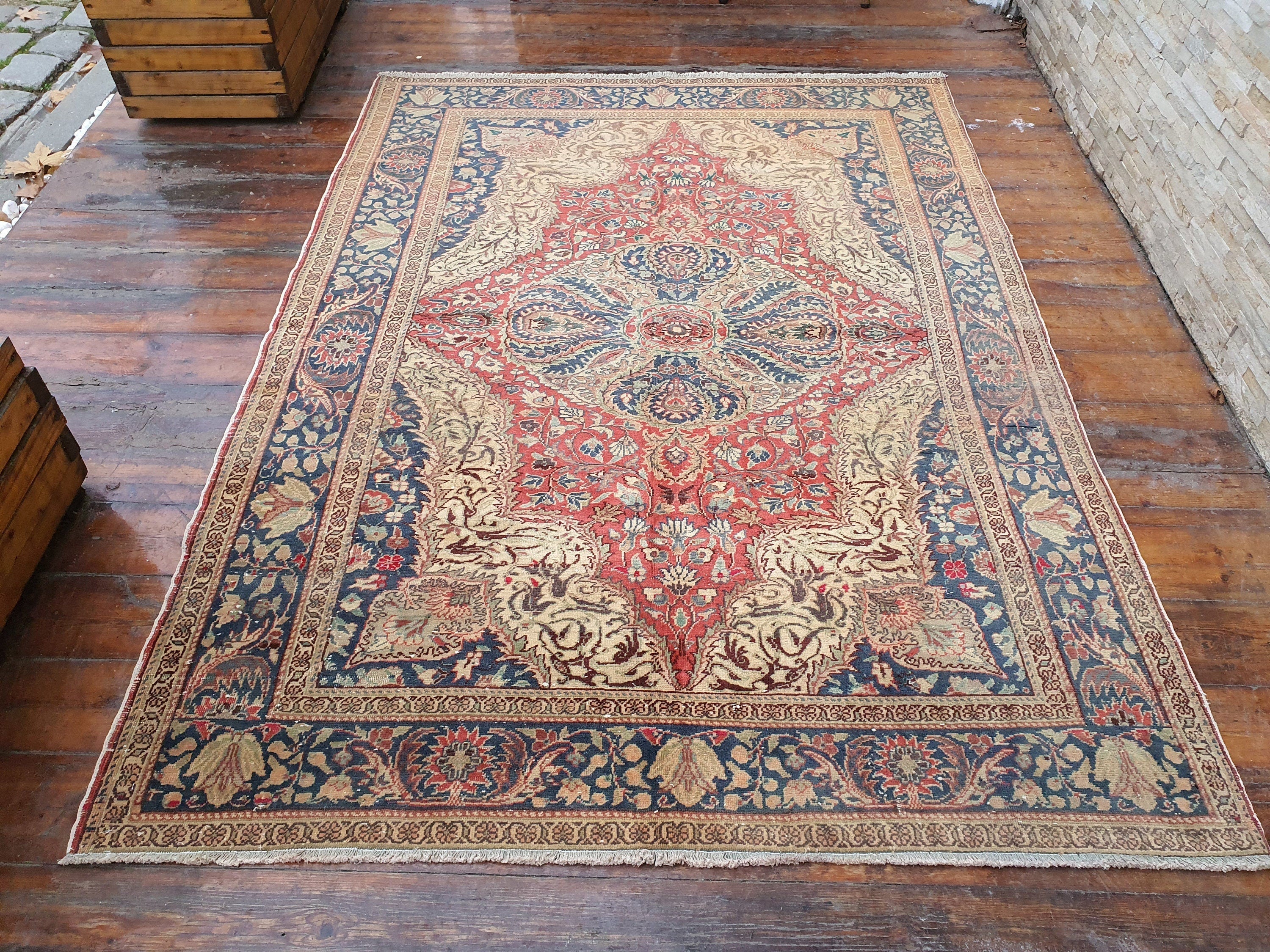 vintage Kayseri Wool Area Rug — detail texture