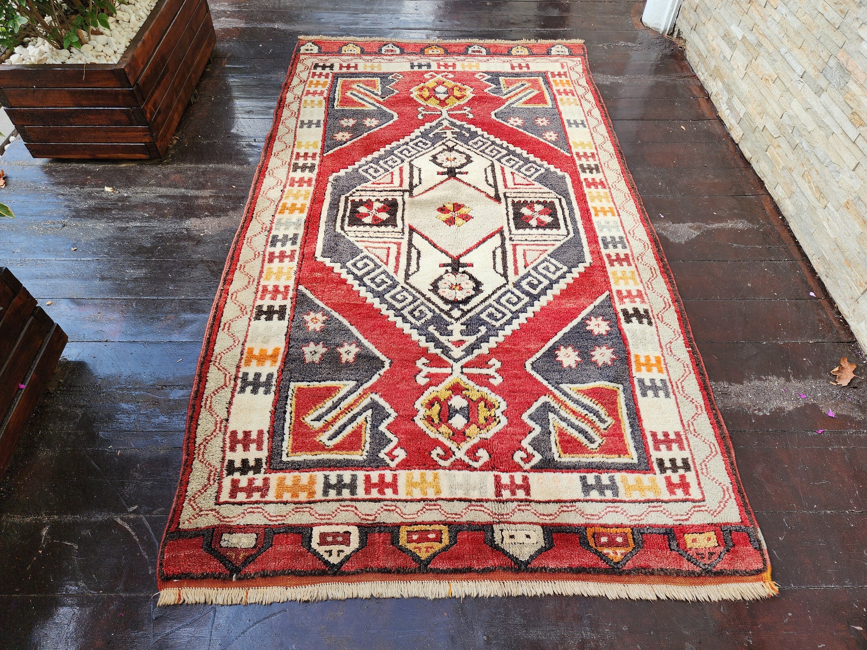 antique Konya Wool Small Rug — detail texture