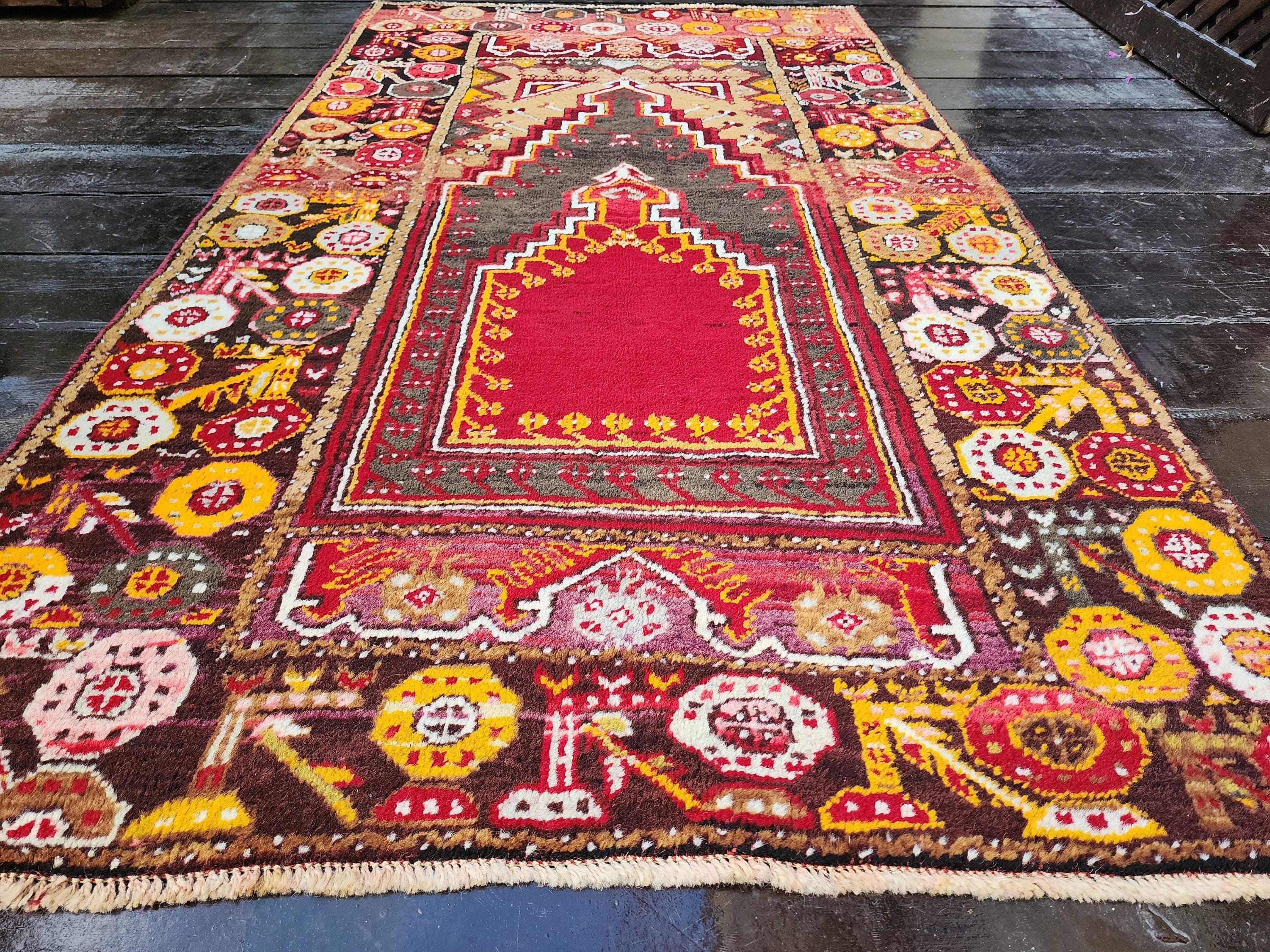 antique Anatolian Wool Small Rug — detail texture