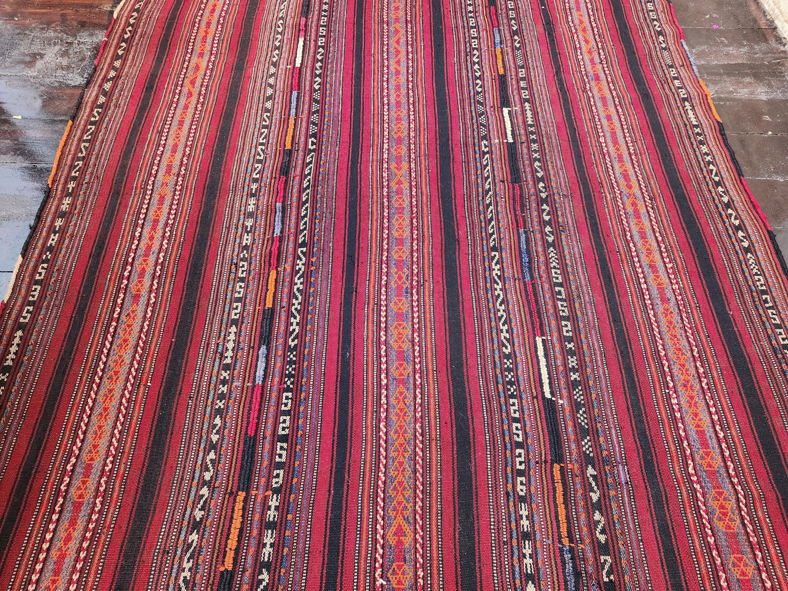 antique Kilim Wool Area Rug — detail texture