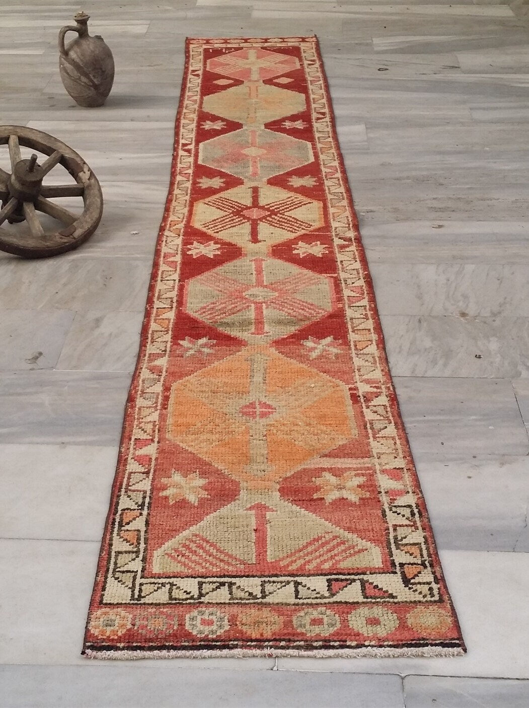 Şehrazat — Vintage Persian Wool Runner Rug