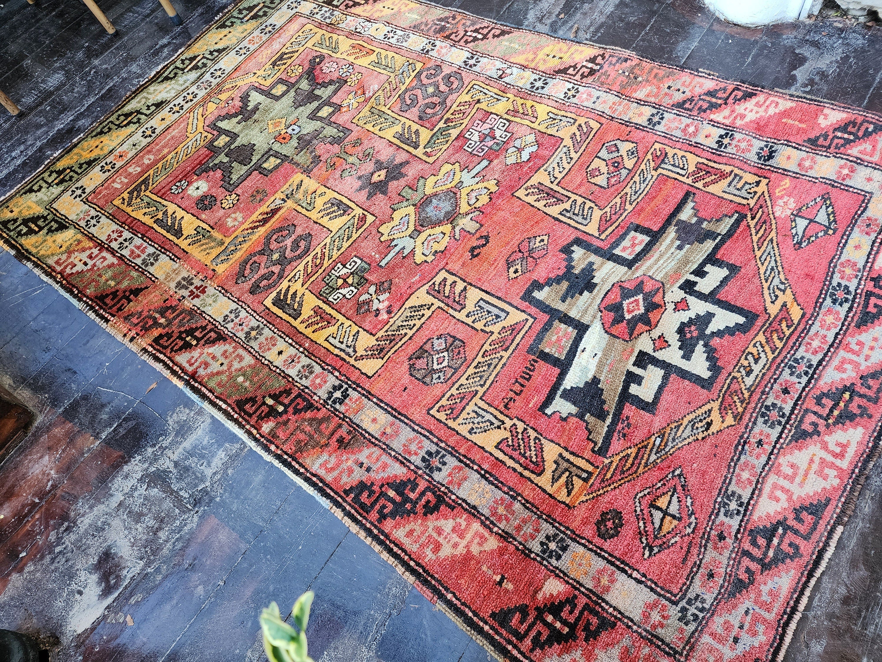 antique Anatolian Wool Area Rug — pattern close-up