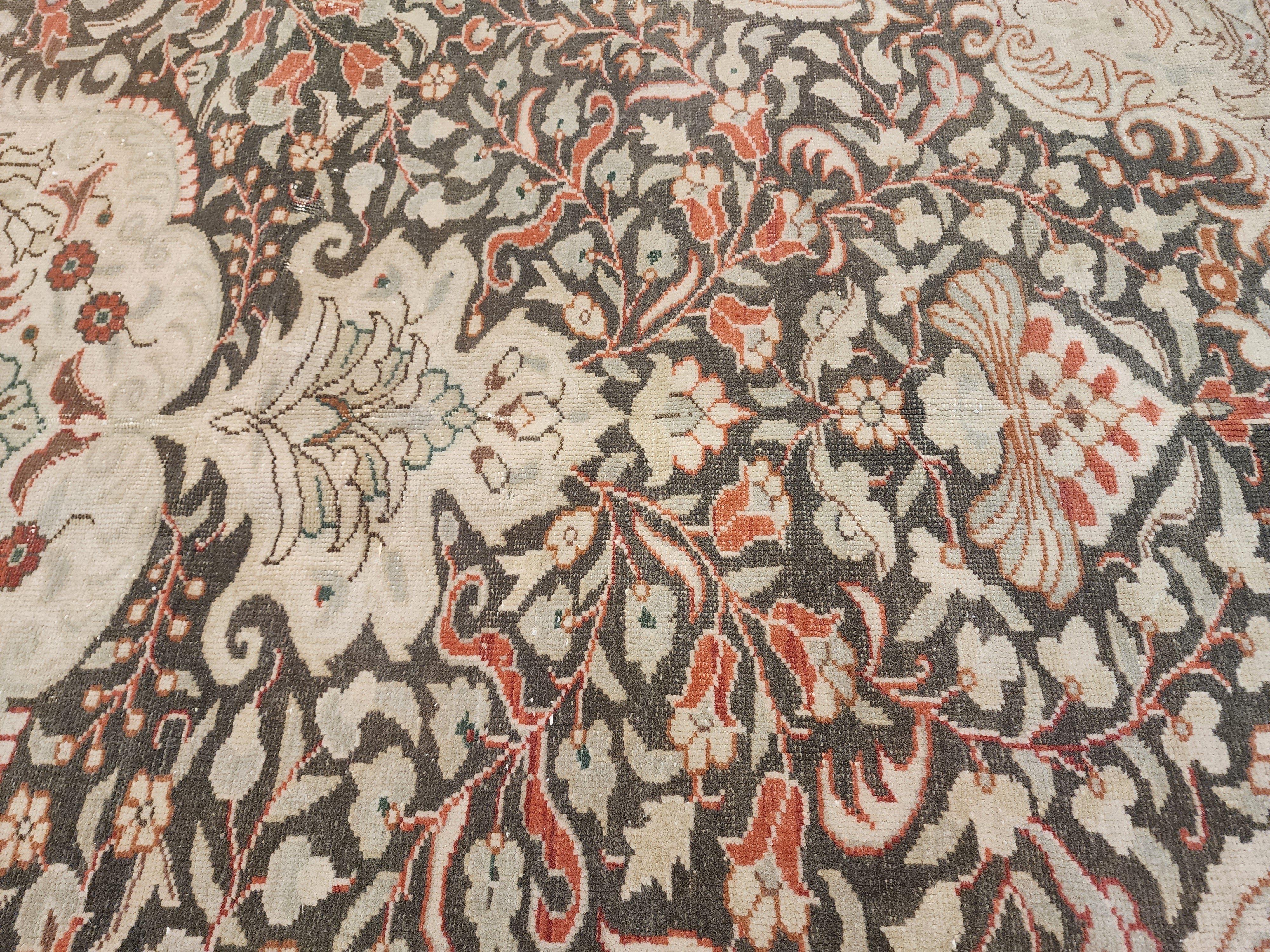 Helia — Vintage Kayseri Rug, Hand-Knotted Turkish Wool Floral Medallion Carpet (6'5"x9'6")