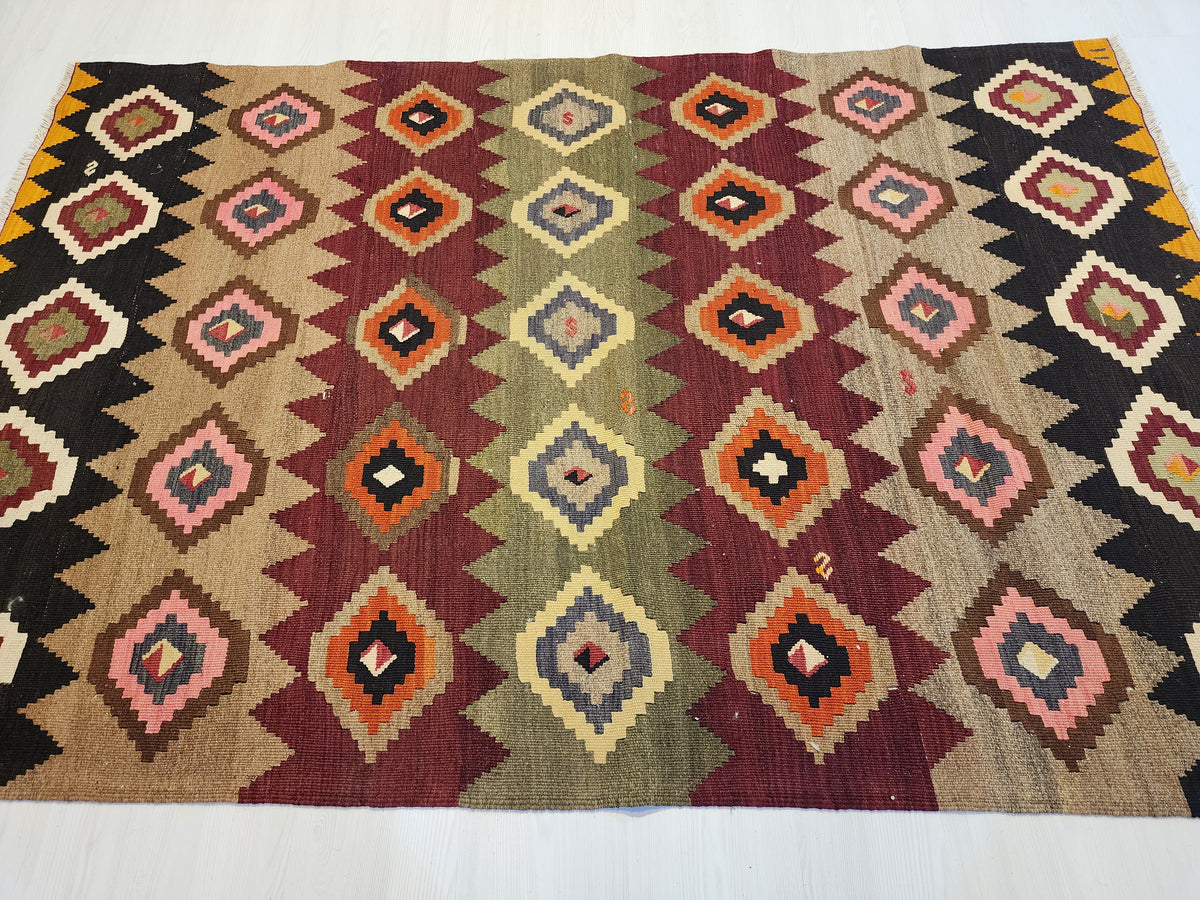 Hand-Woven Turkish Kilim Rug, Geometric Diamond Pattern, Boho Wool Flatweave (4'4'' x 6'9'')