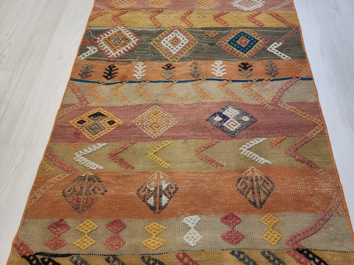 Ambrosia — Vintage Anatolian Cicim Kilim – Handwoven Wool Accent Rug (71x168cm)