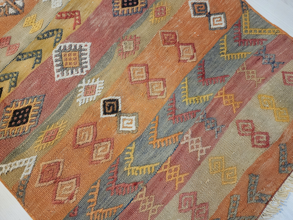Ambrosia — Vintage Anatolian Cicim Kilim – Handwoven Wool Accent Rug (71x168cm)