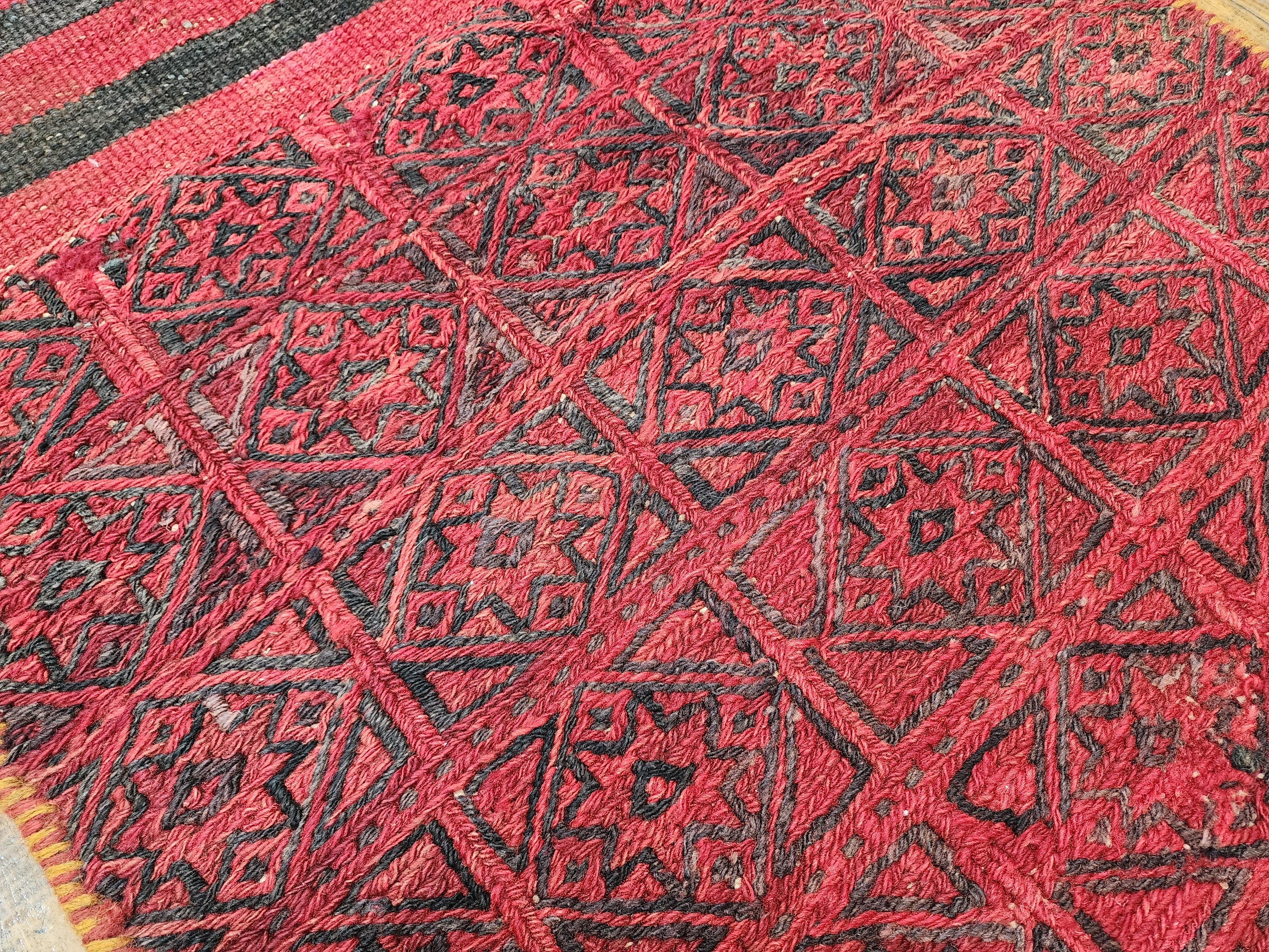 Şehrazat — Handmade Vintage Wool Tribal Runner Rug, Red Gray Turkish Boho Carpet, 2x7