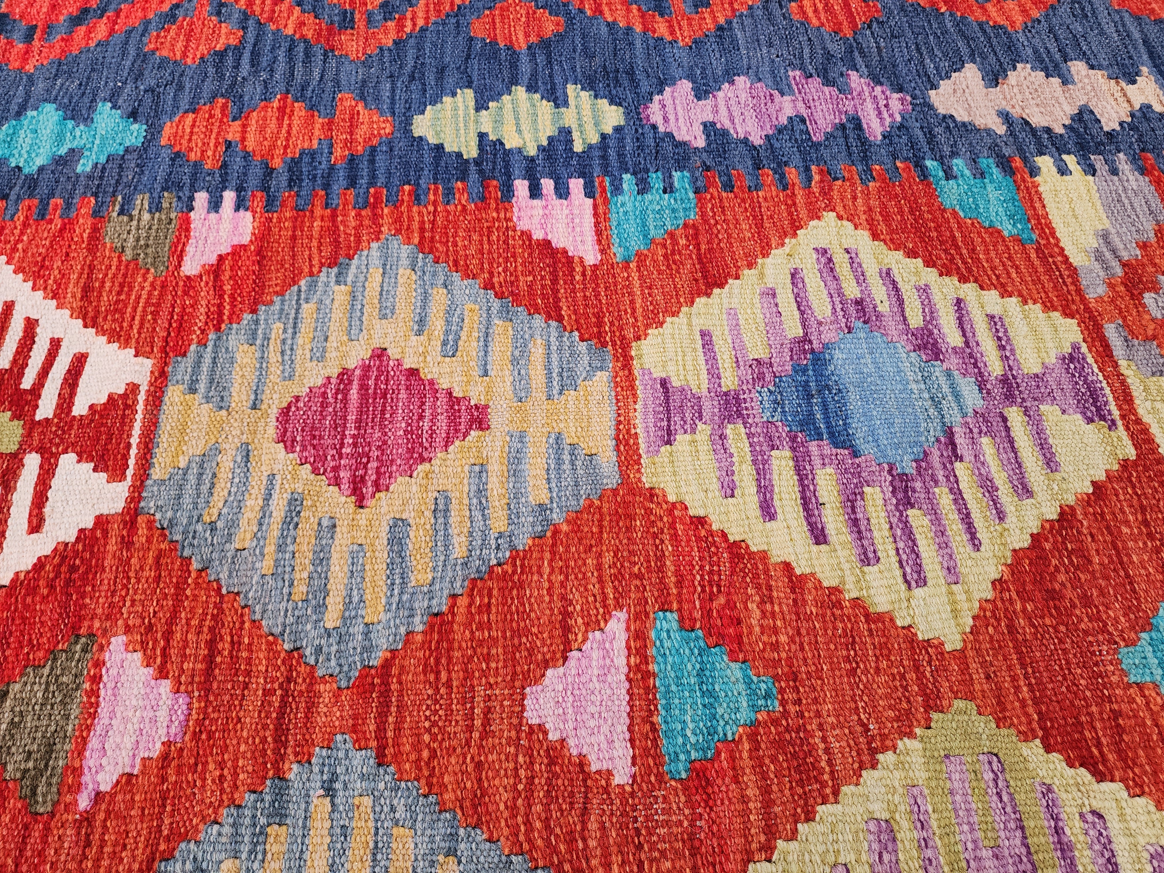 Dingirmah — Handmade Turkish Kilim Rug: Vintage Wool Anatolian Boho Decor 5x7