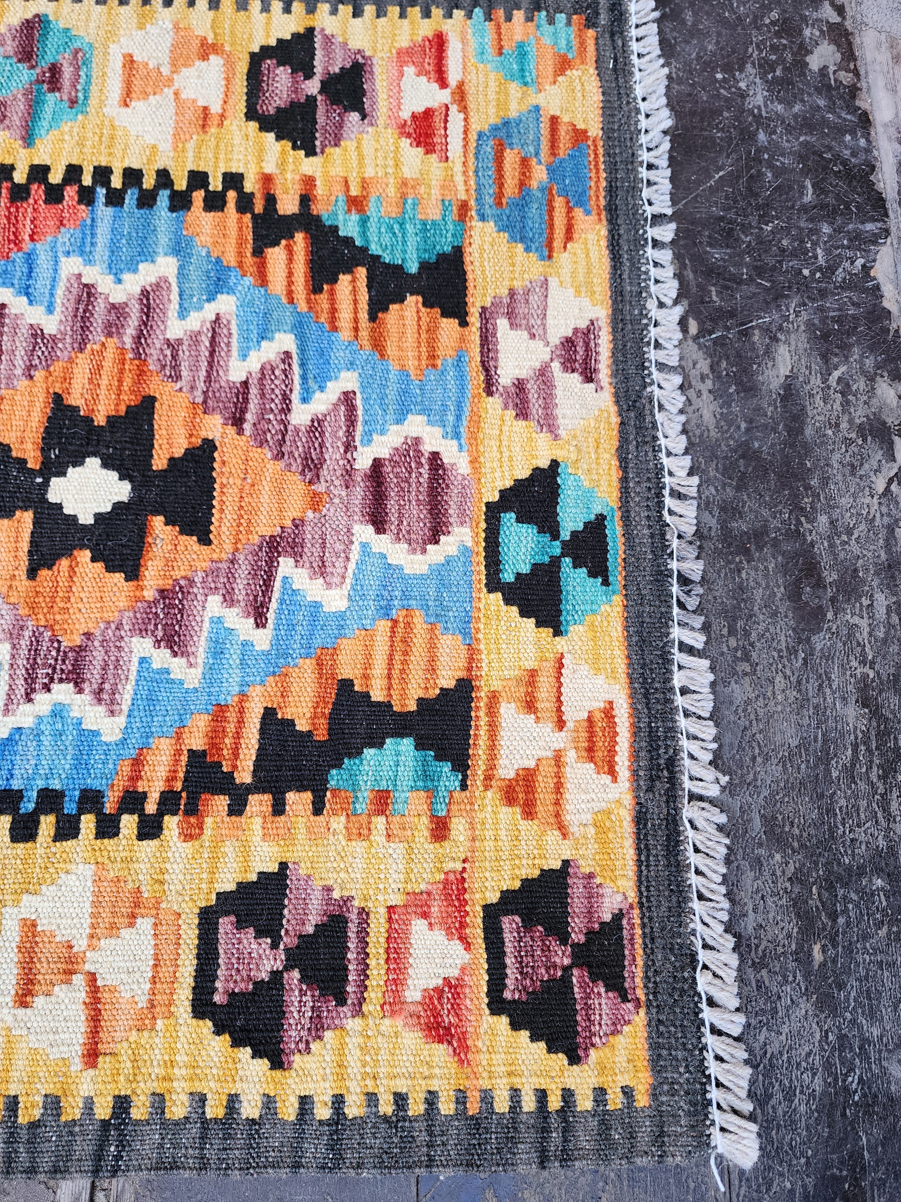 Alfombra Kilim pequeña, 2 pies 2 pulgadas x 3 pies, alfombra Kilim amarilla, azul y naranja