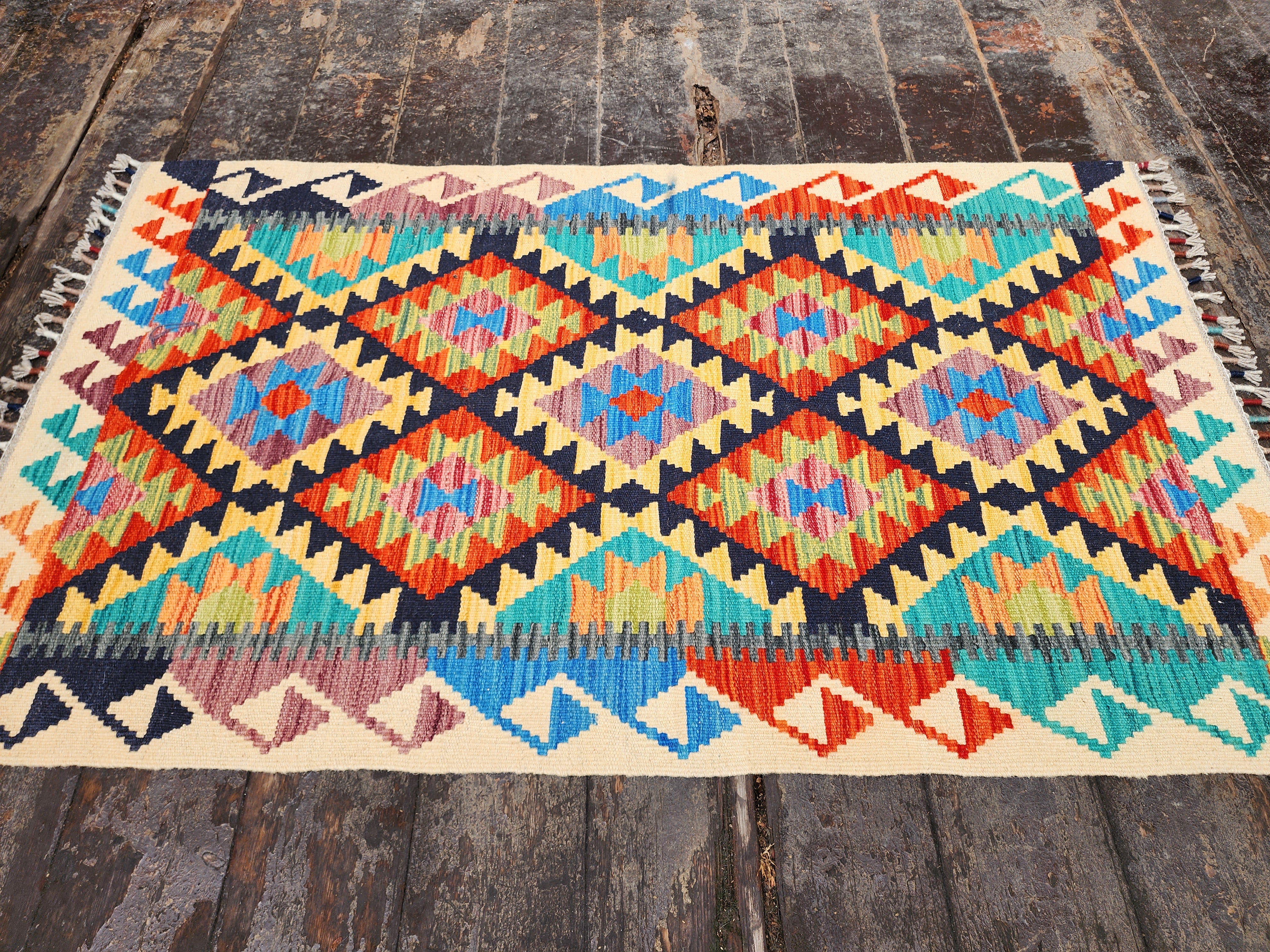 Handwoven Diamond Pattern Kilim Rug