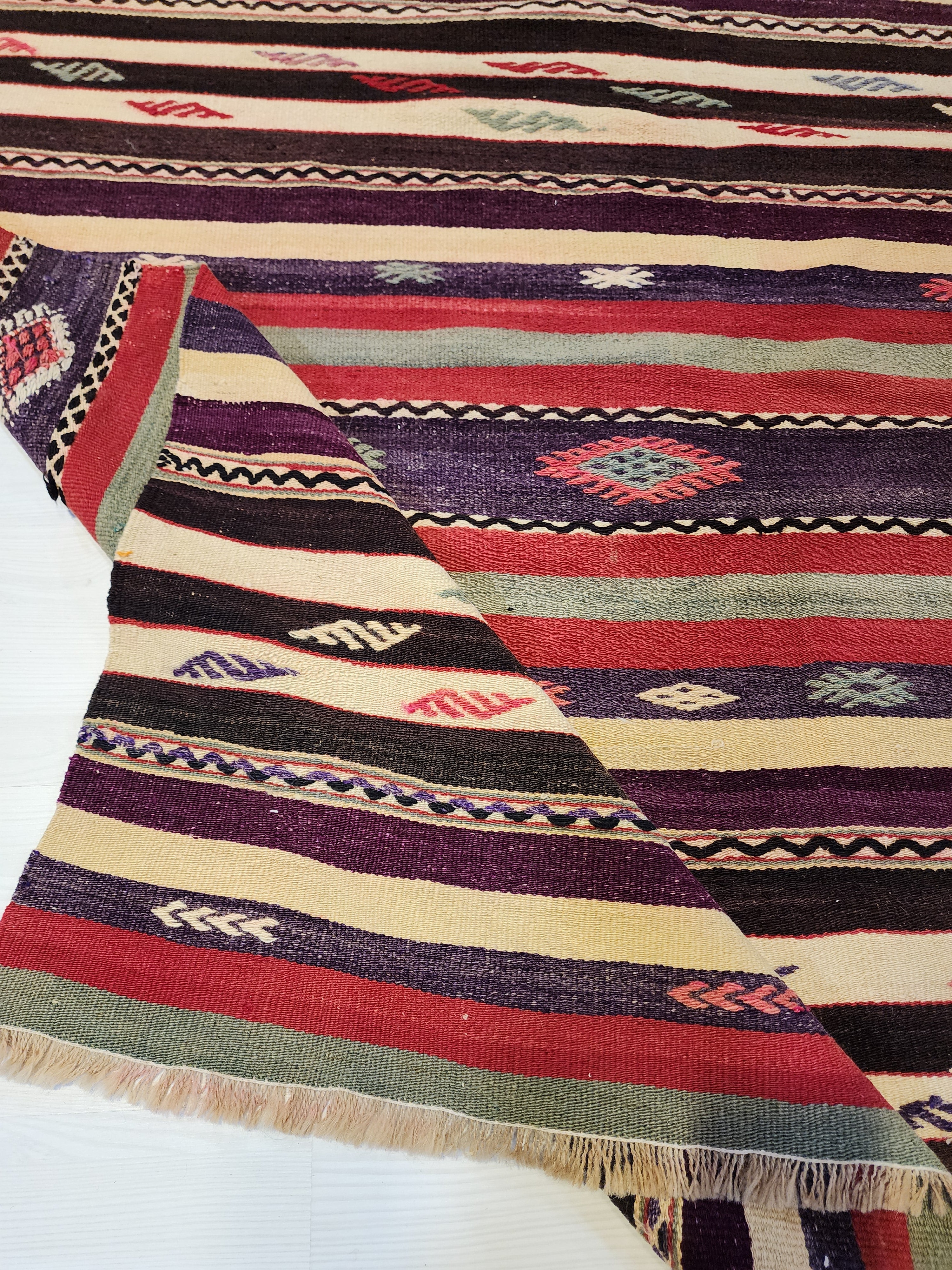Pasiphae — Vintage Handmade Kilim Rug: Organic Wool, Striped Geometric Design (7x5)