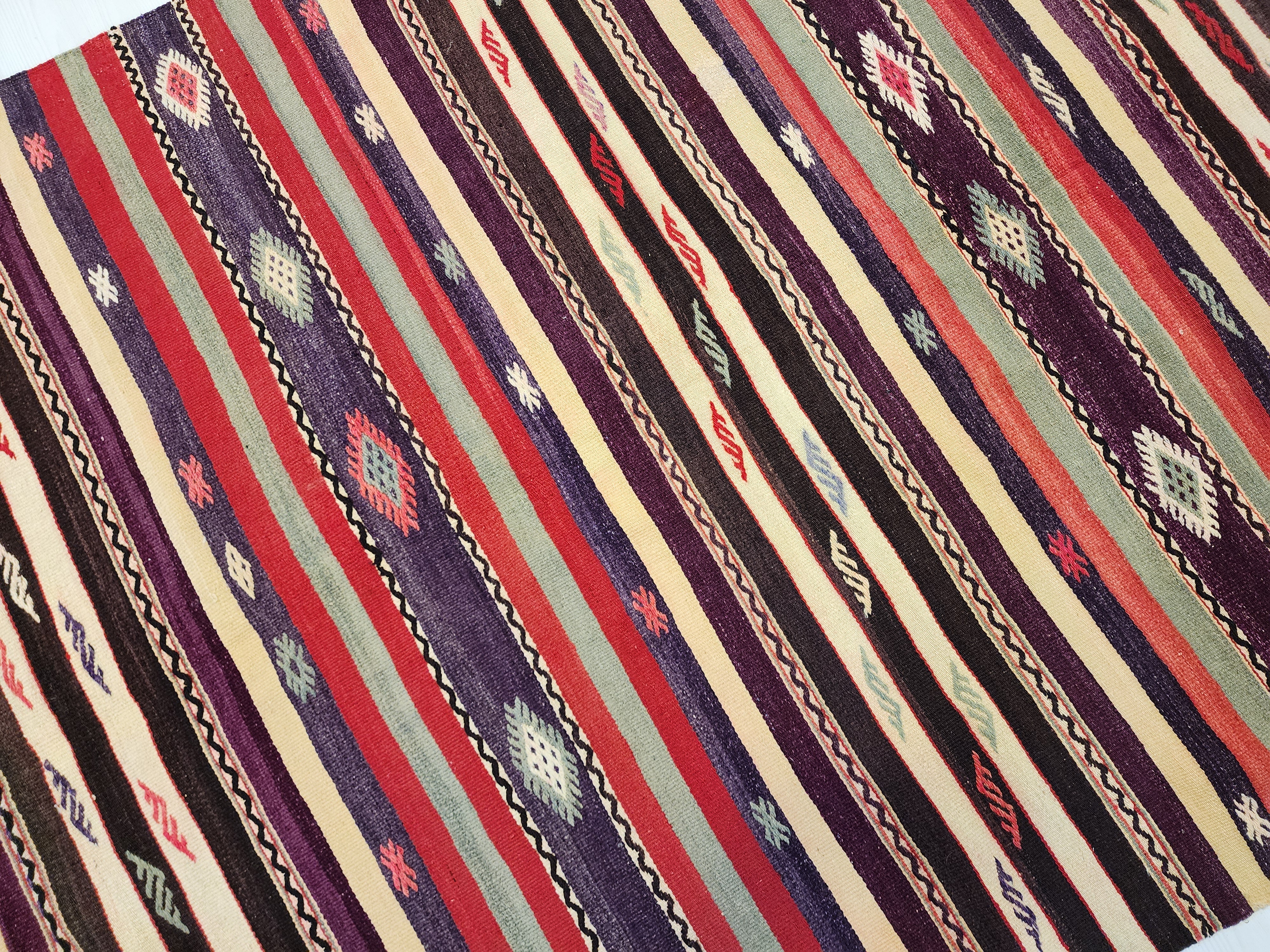 Pasiphae — Vintage Handmade Kilim Rug: Organic Wool, Striped Geometric Design (7x5)