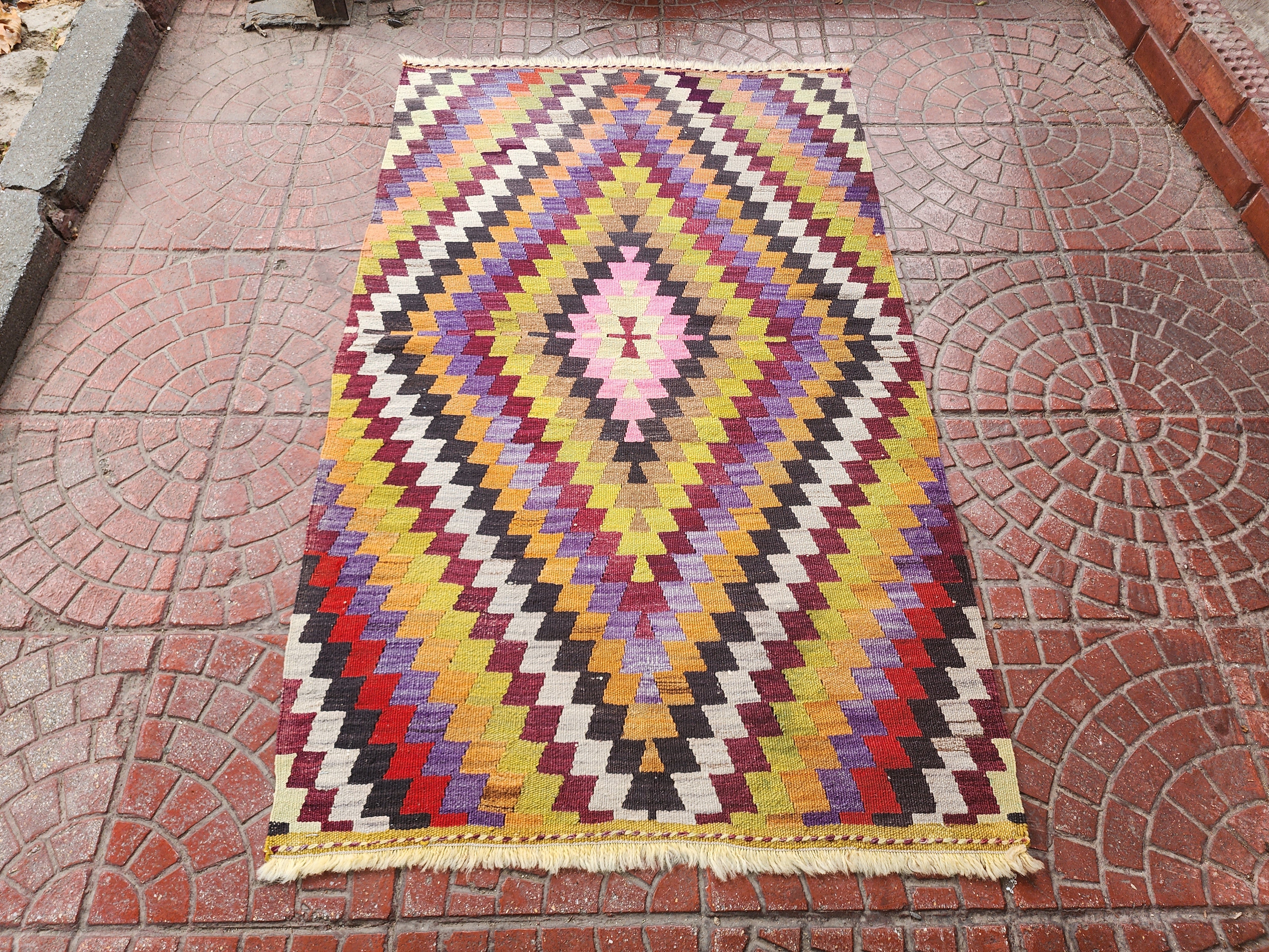 Small Turkish Oushak Kilim Rug, 4'3"x2'8"