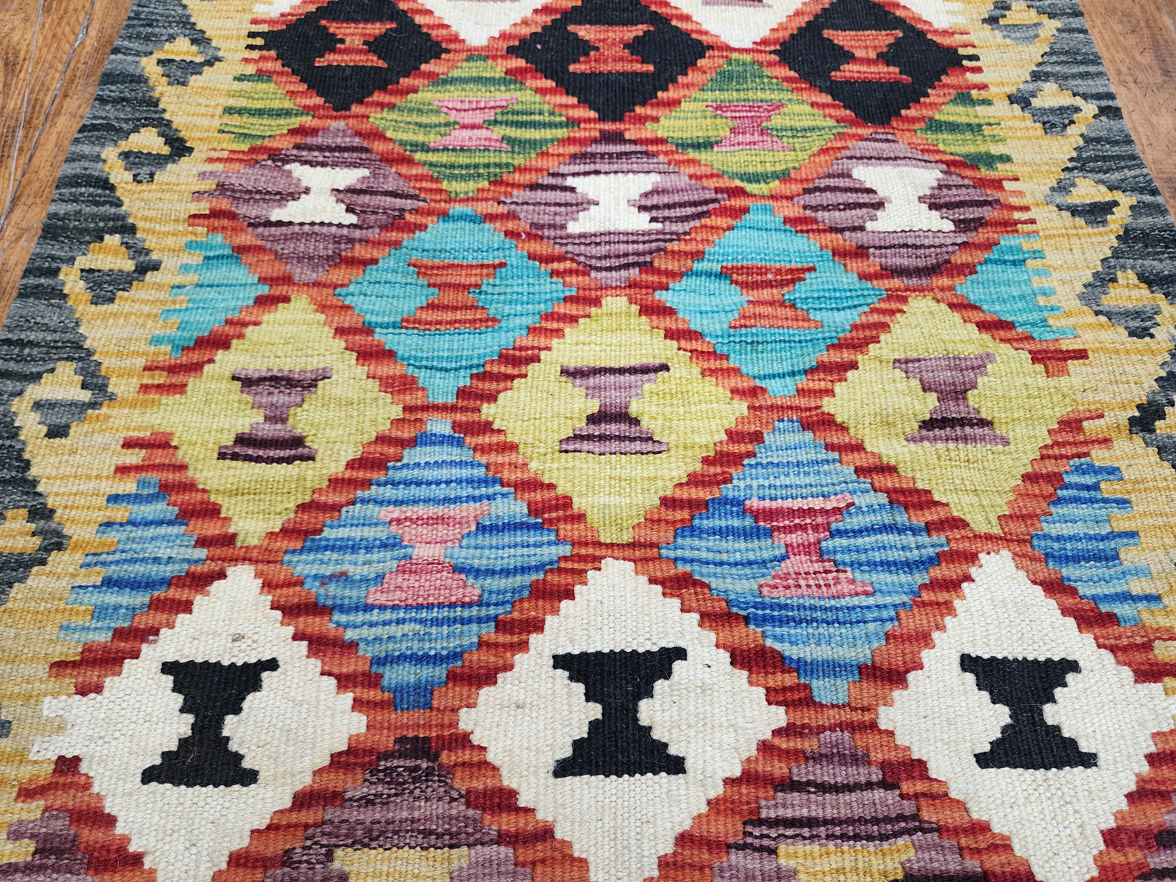 Tapis Kilim étroit ''2''x5'11''