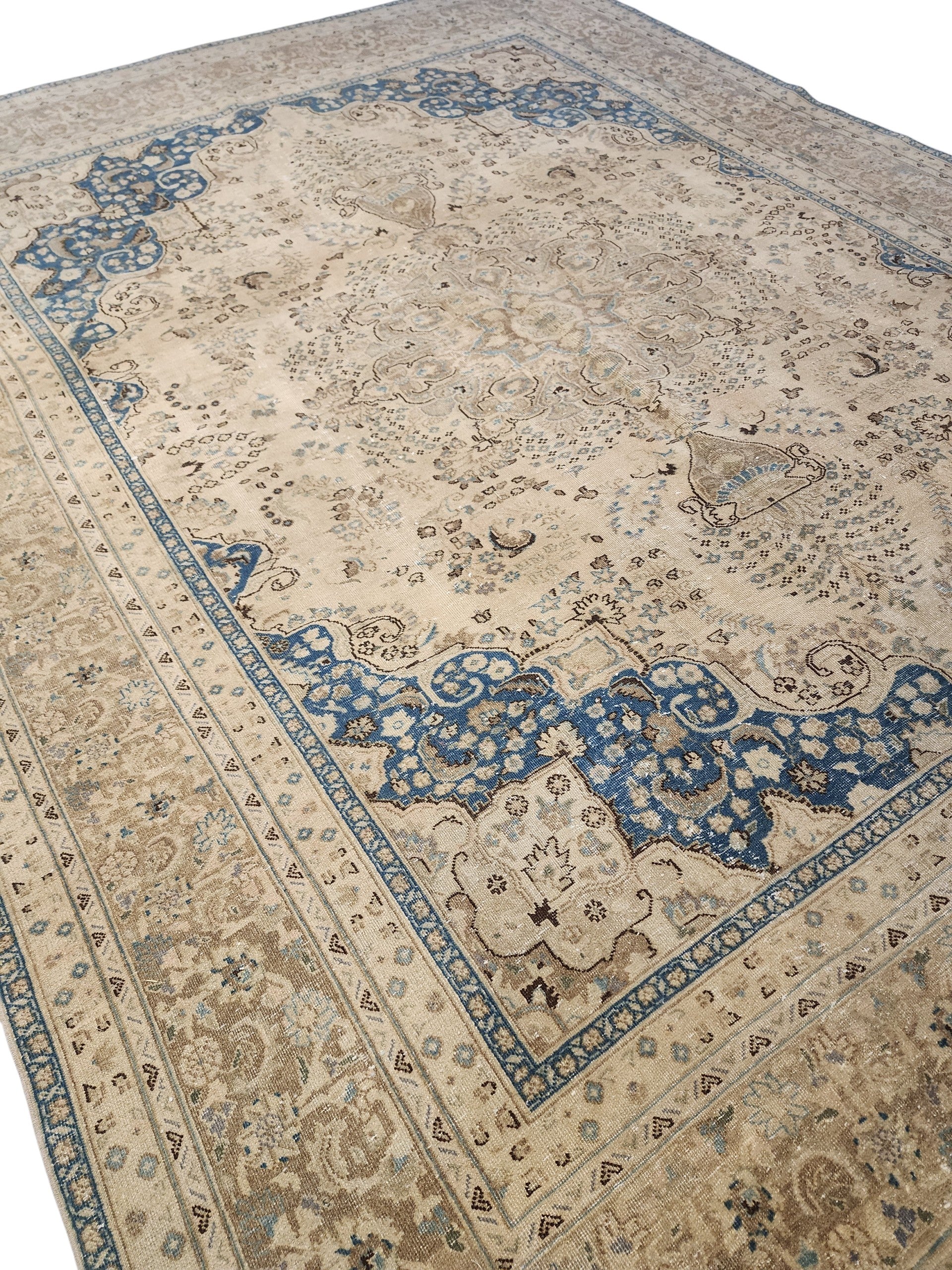 Tembris — Antique Anatolian Wool Large Area Rug