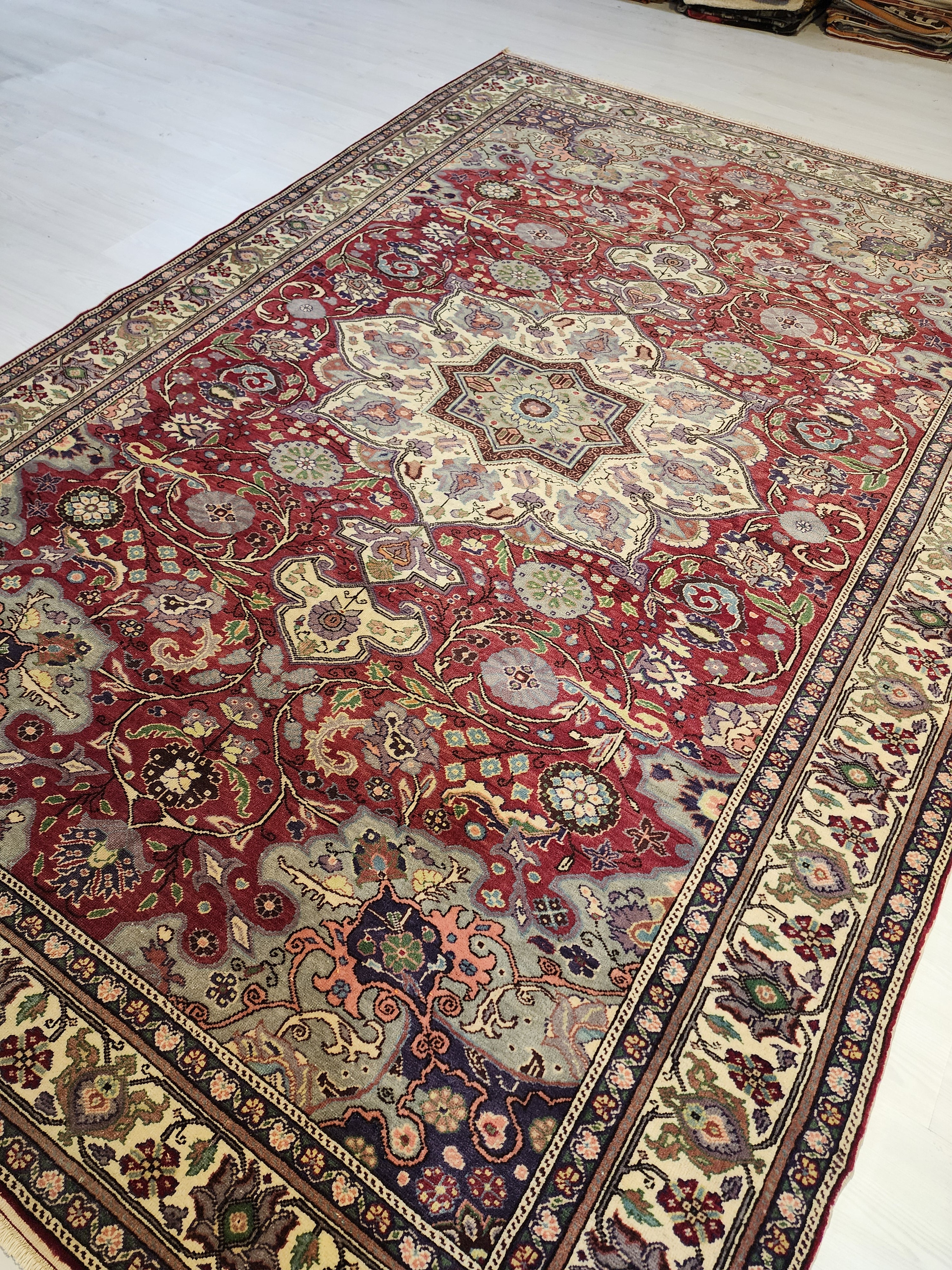 Vintage Turkish Handwoven Wool Rug, Red Cream Medallion Floral Carpet (6'6"x9'8")