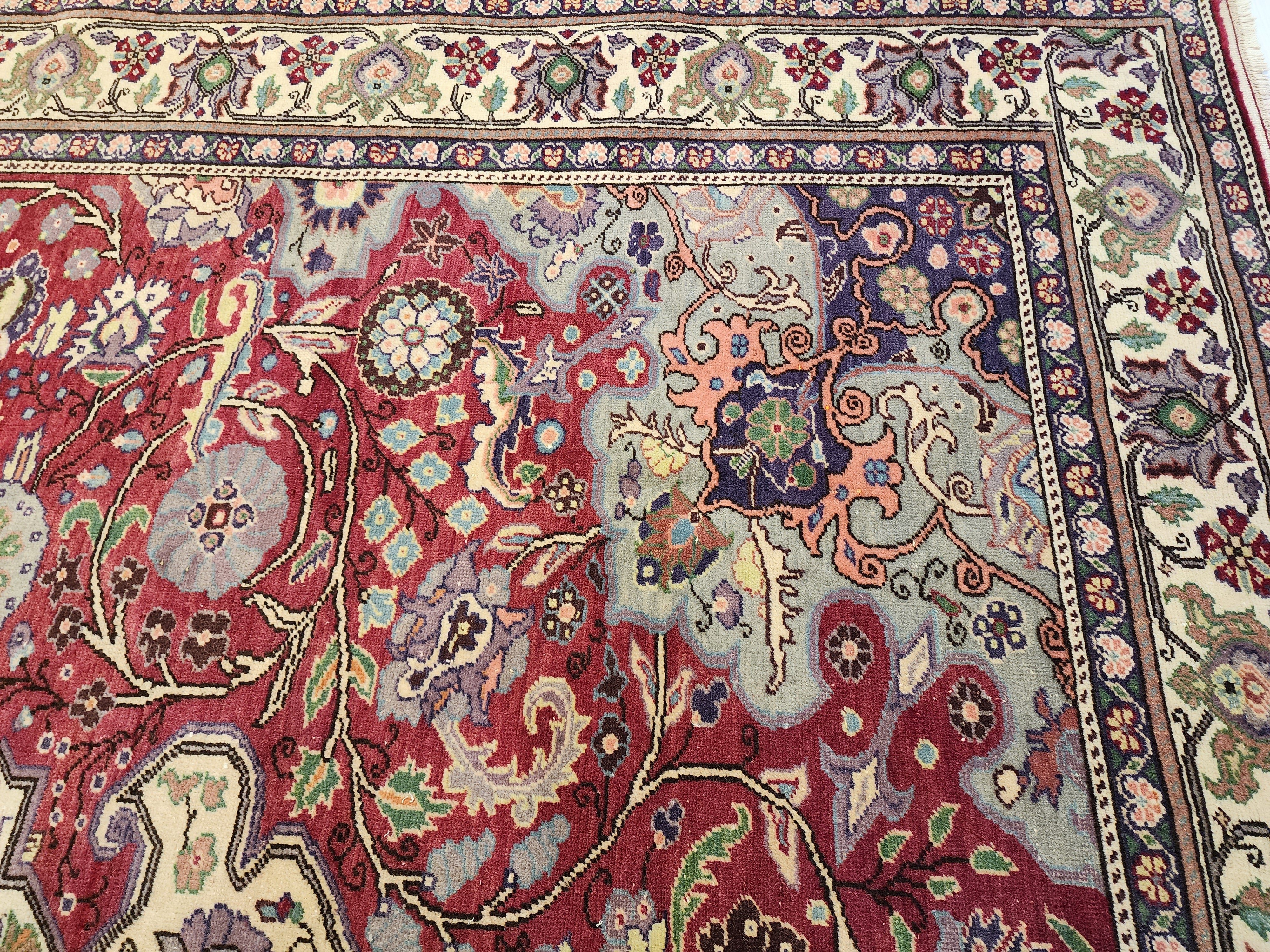 Vintage Turkish Handwoven Wool Rug, Red Cream Medallion Floral Carpet (6'6"x9'8")