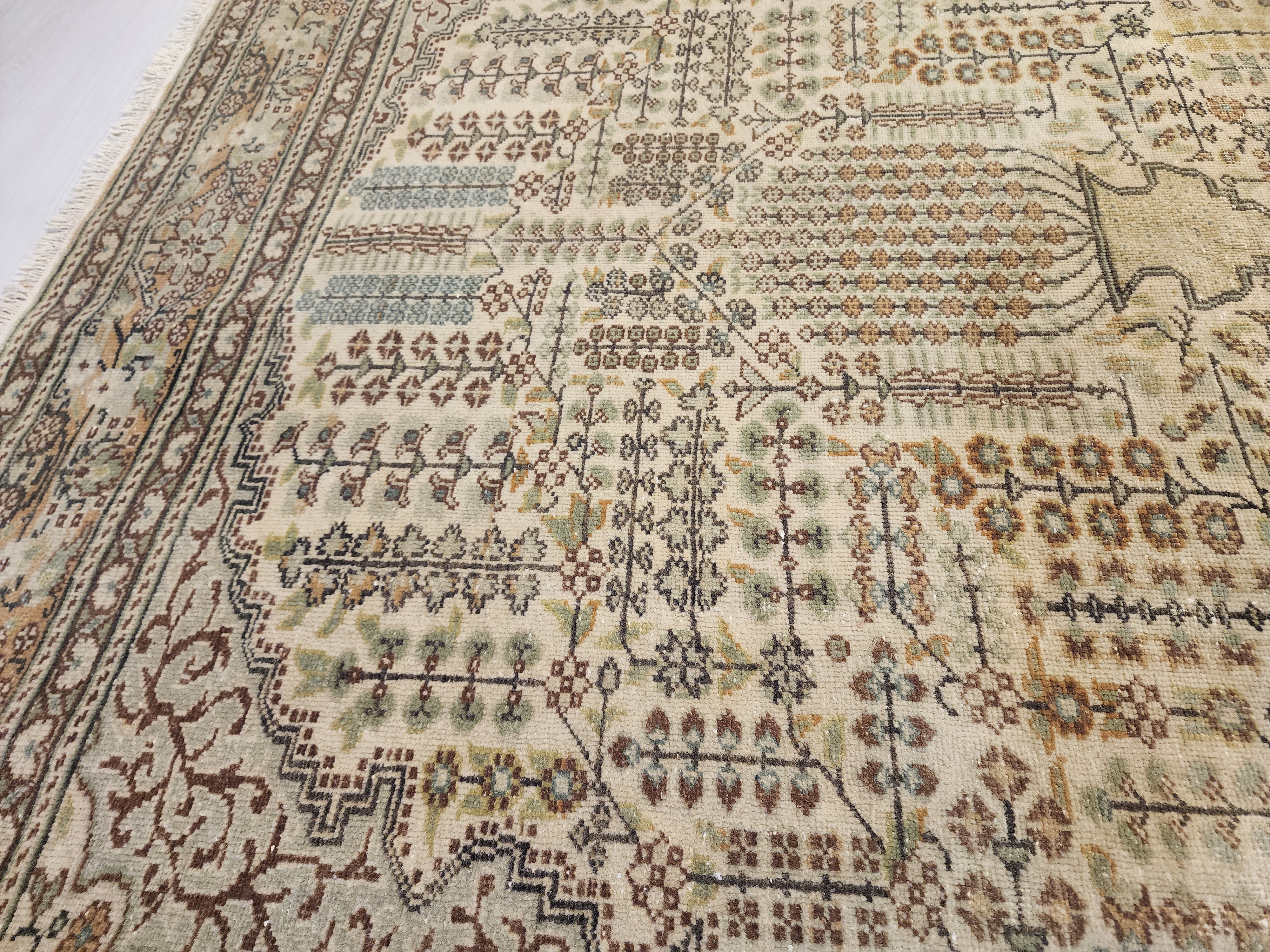 Vintage Kayseri Rug, Large Handwoven Wool Carpet, Muted Beige Olive Green Medallion