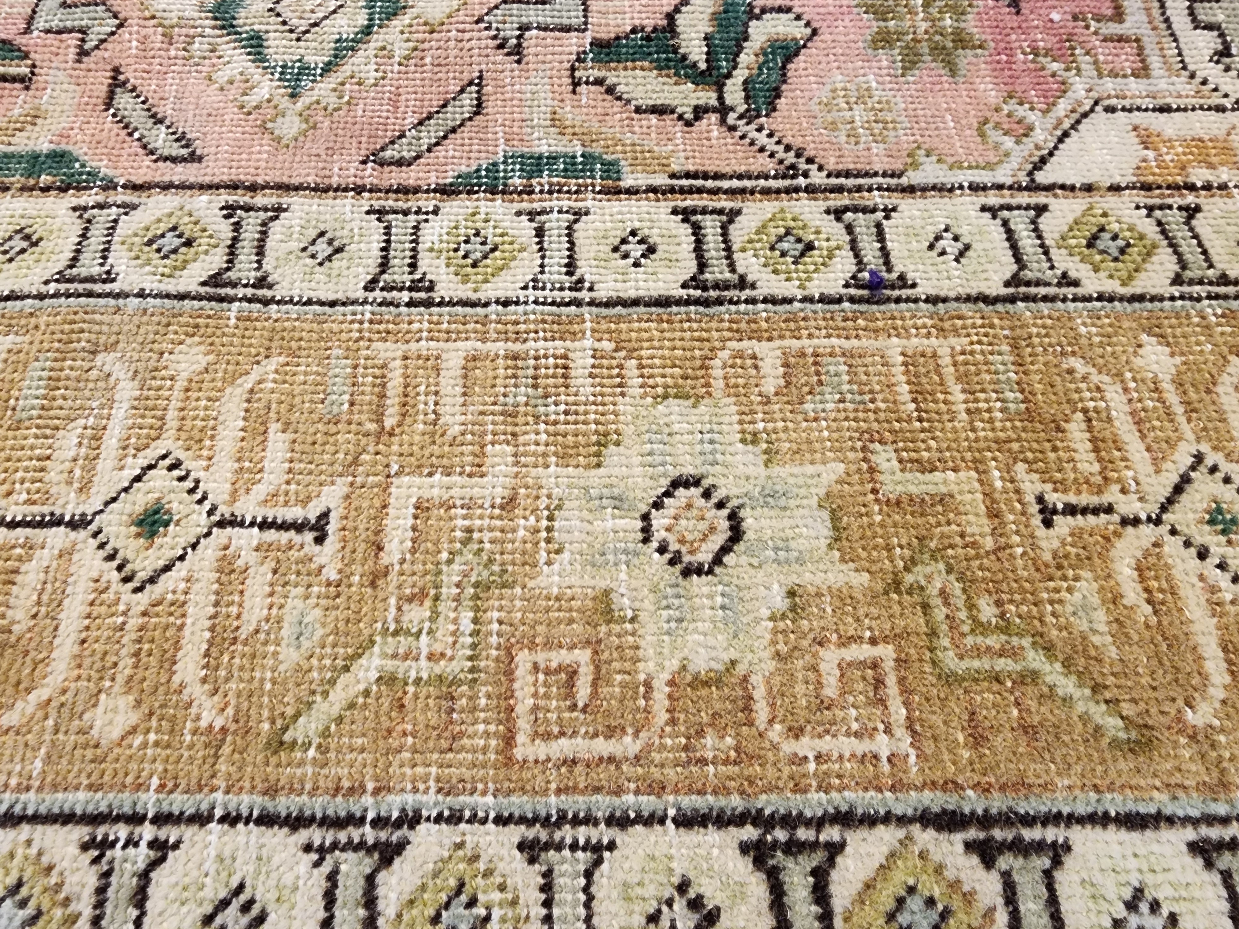 Perse — Vintage Turkish Wool Rug 4x6: Handspun Tribal Carpet, Geometric Medallion