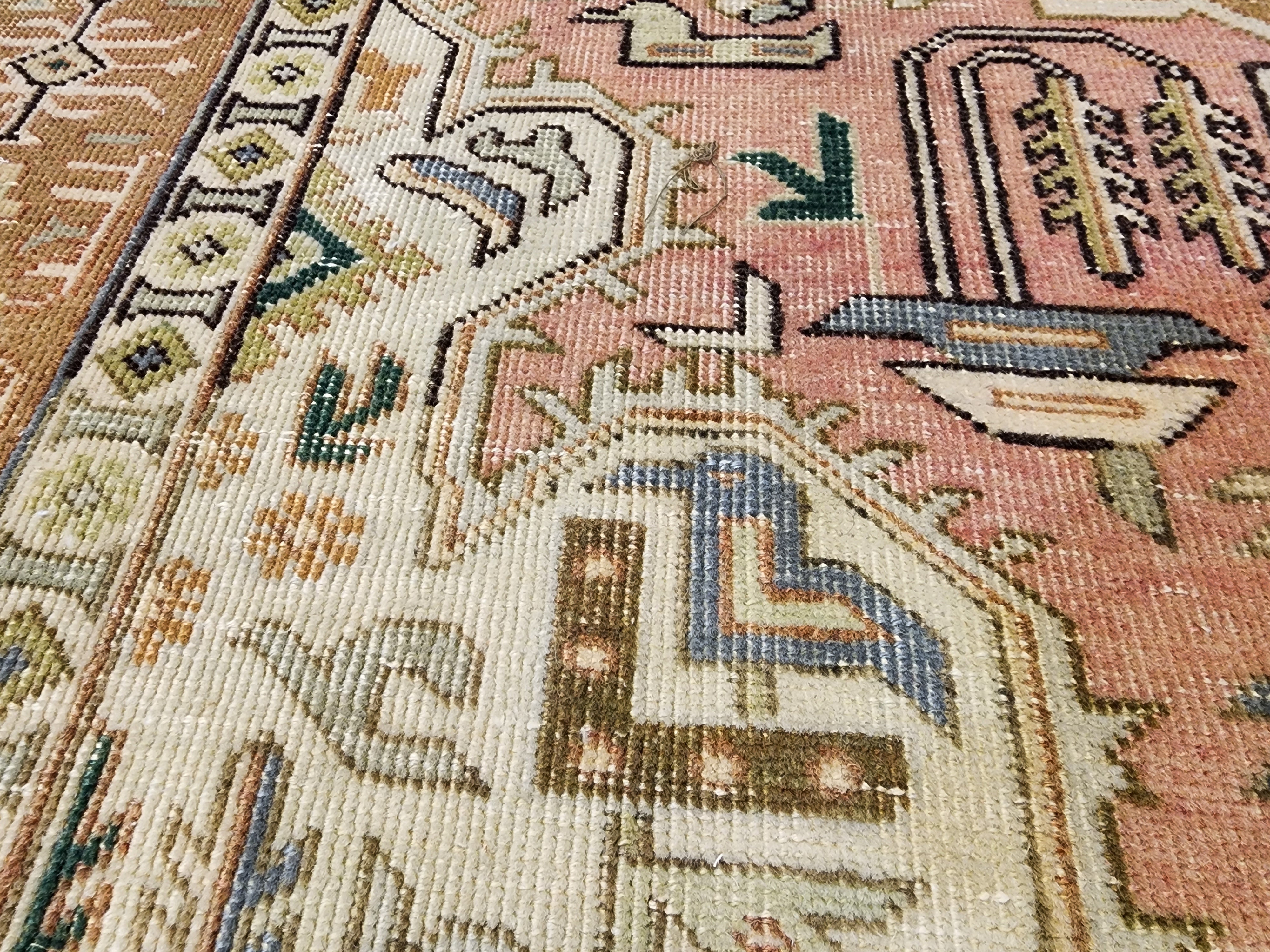 Perse — Vintage Turkish Wool Rug 4x6: Handspun Tribal Carpet, Geometric Medallion
