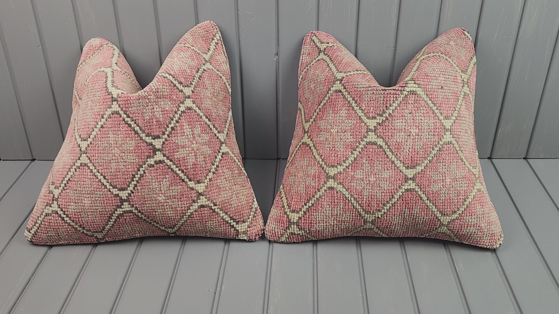 Vintage Oushak rug pillow covers, set of 2, pink, 16x16 in, video