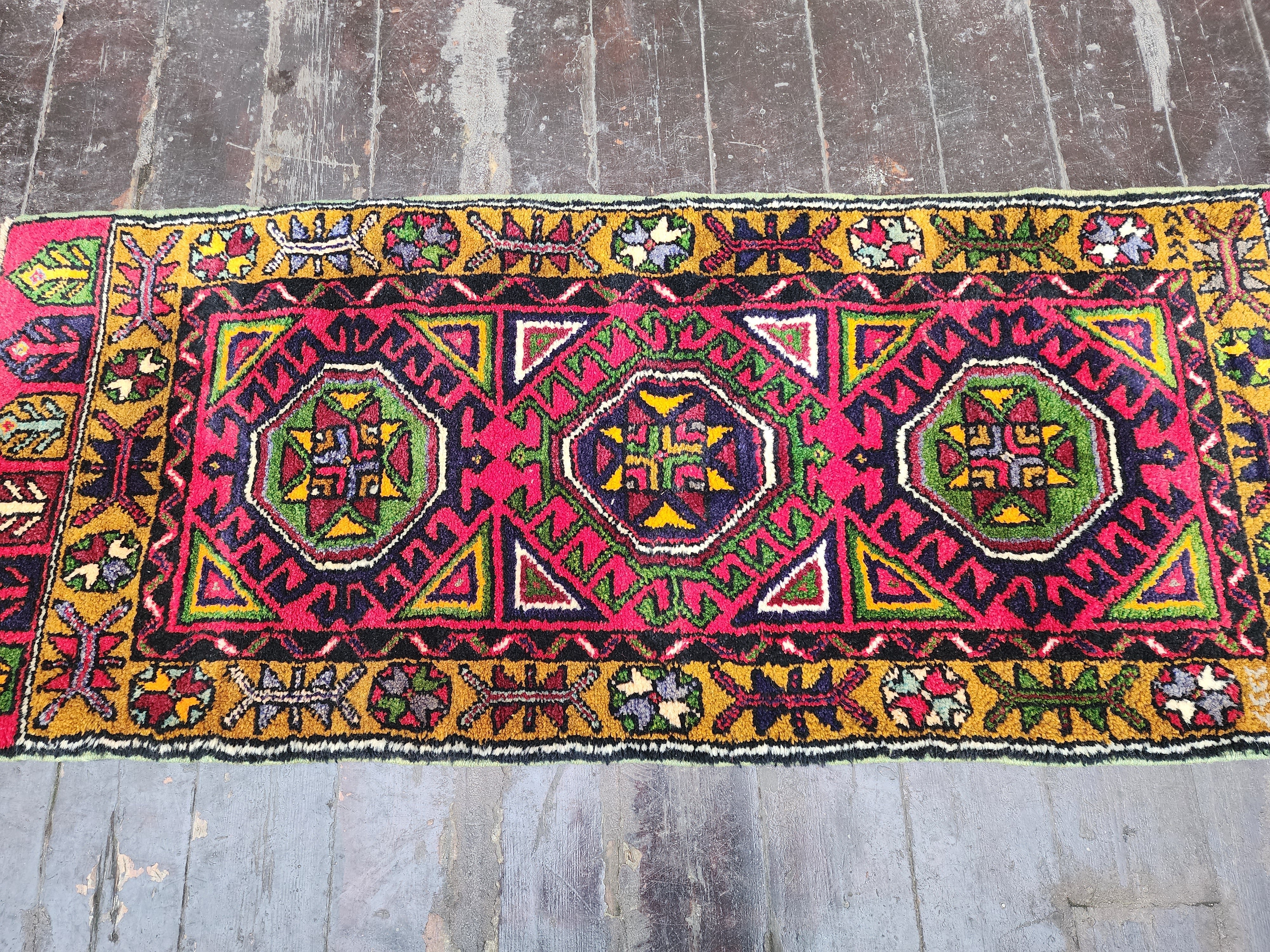 antique Oushak Wool Small Rug — pile detail