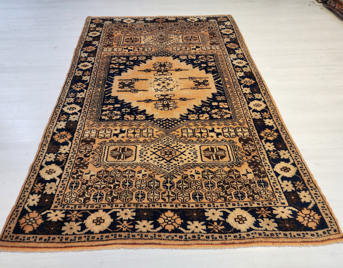 Pessinunta — Authentic Handwoven Kula Rug, Turkish Wool, Geographical Indication, Tribal Motifs