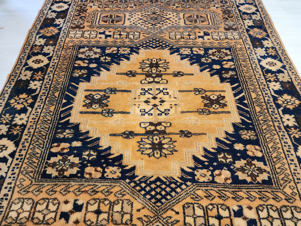 Pessinunta — Authentic Handwoven Kula Rug, Turkish Wool, Geographical Indication, Tribal Motifs