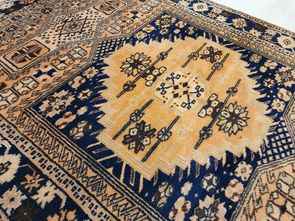 Pessinunta — Authentic Handwoven Kula Rug, Turkish Wool, Geographical Indication, Tribal Motifs