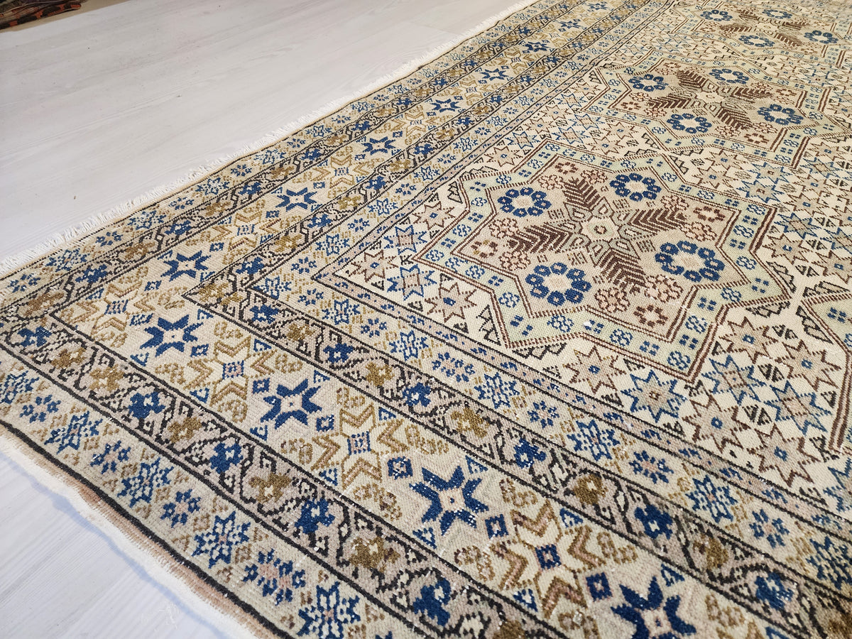 1950s Handwoven Kayseri Wool Rug, Seljuk Star Pattern, Organic Living Room Carpet