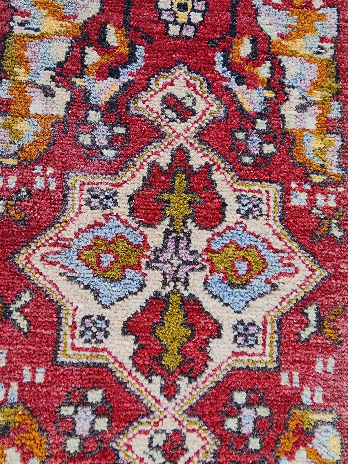 antique Oushak Wool Small Rug — colour close-up
