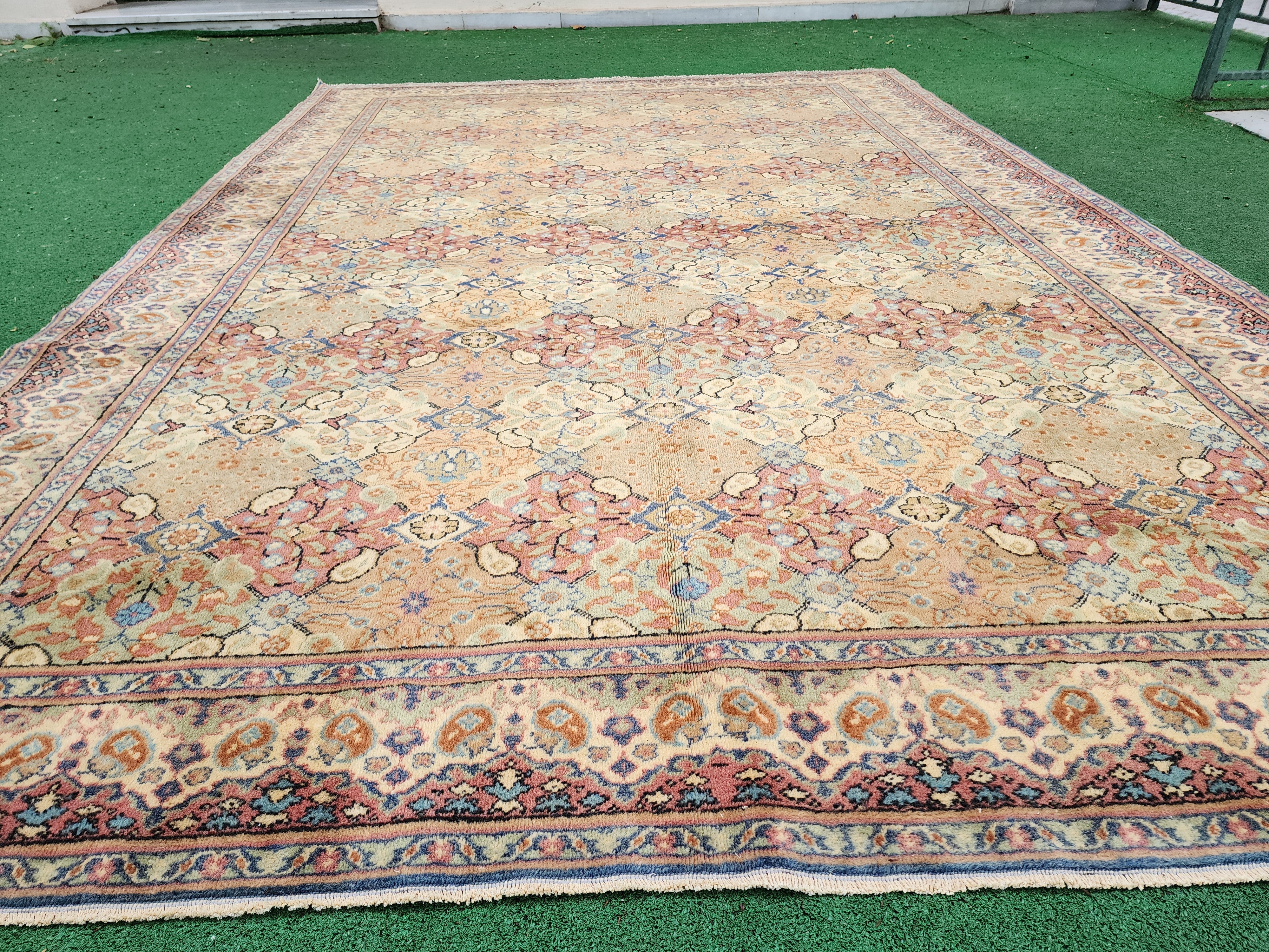 vintage Kayseri Wool Large Area Rug — edge weave