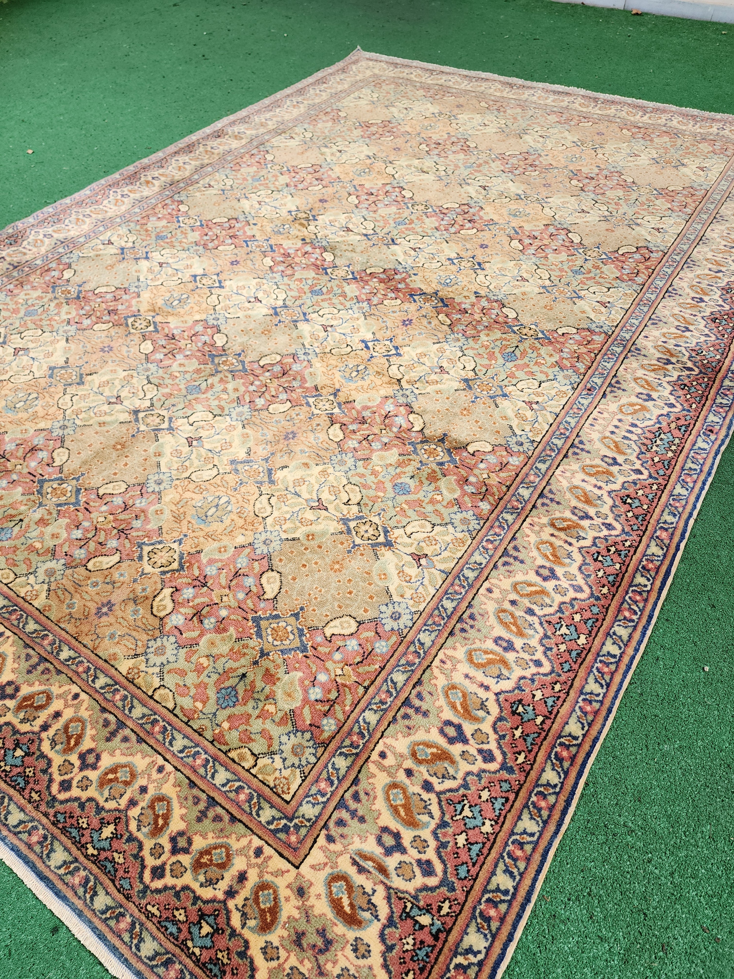vintage Kayseri Wool Large Area Rug — detail texture