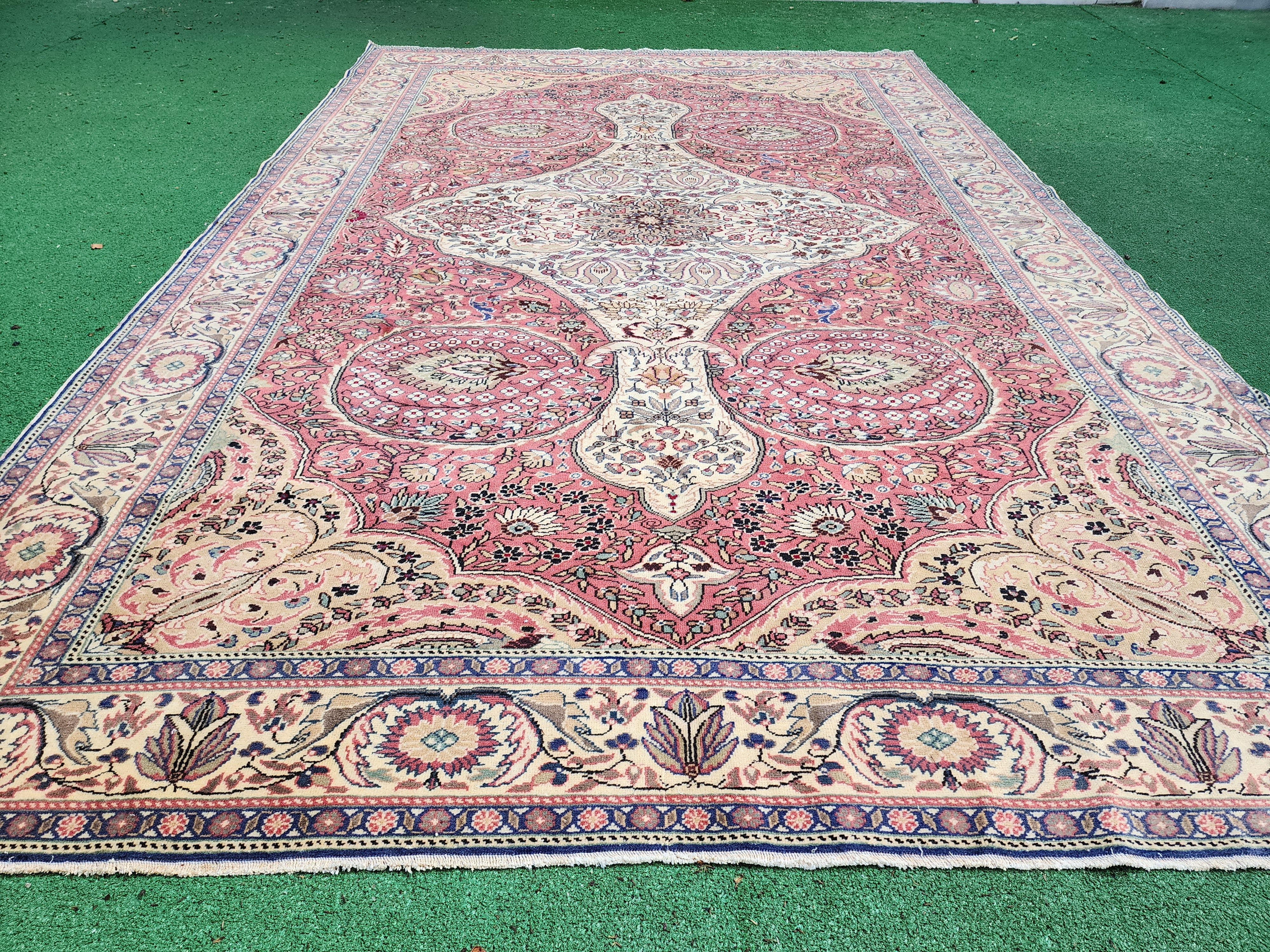 Red and Beige Turkish Kayseri Rug 6'6''x9'11''