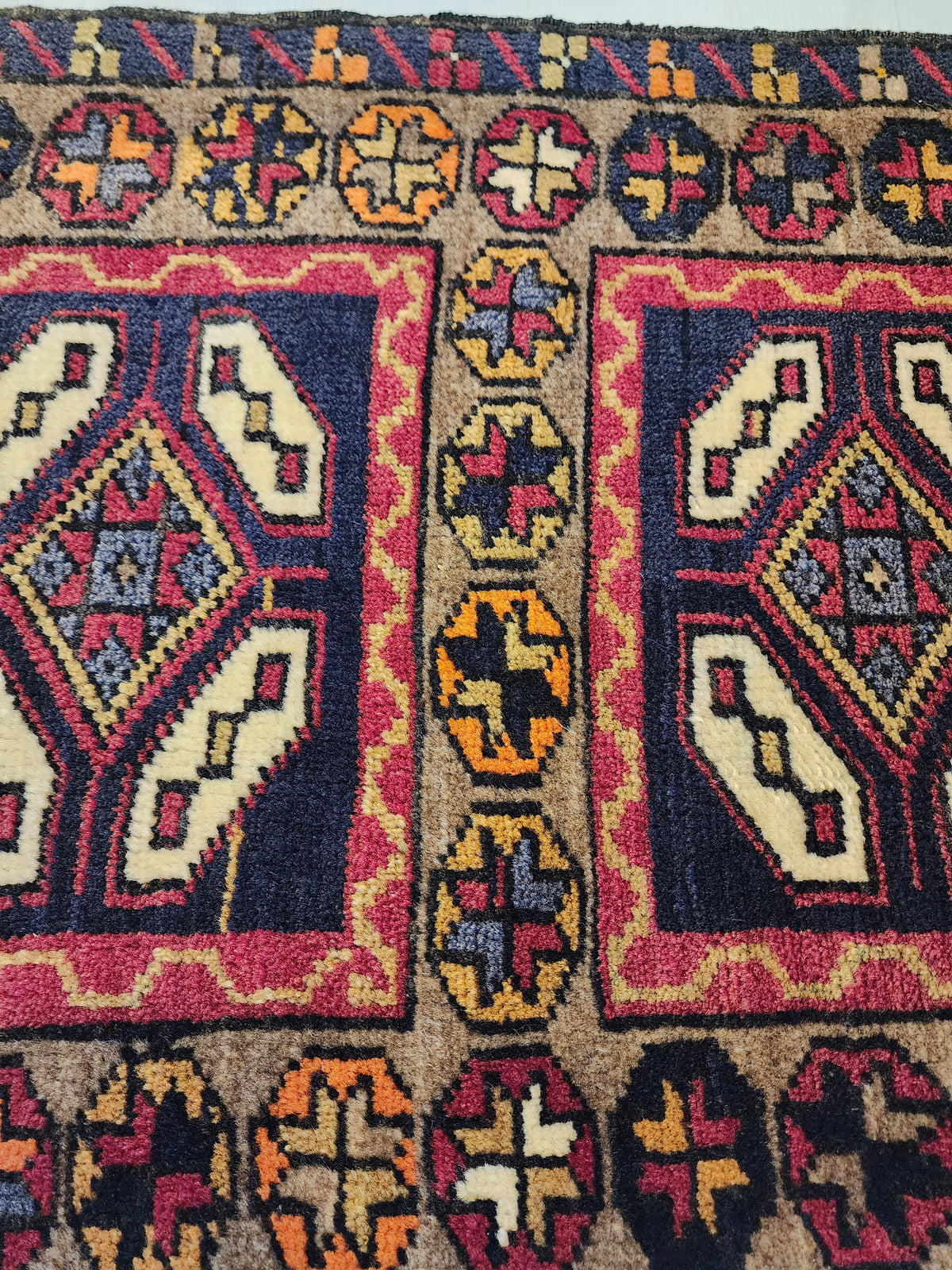 Vintage Adana rug in brown, blue and white, 1'9" x 3'3", photo 8
