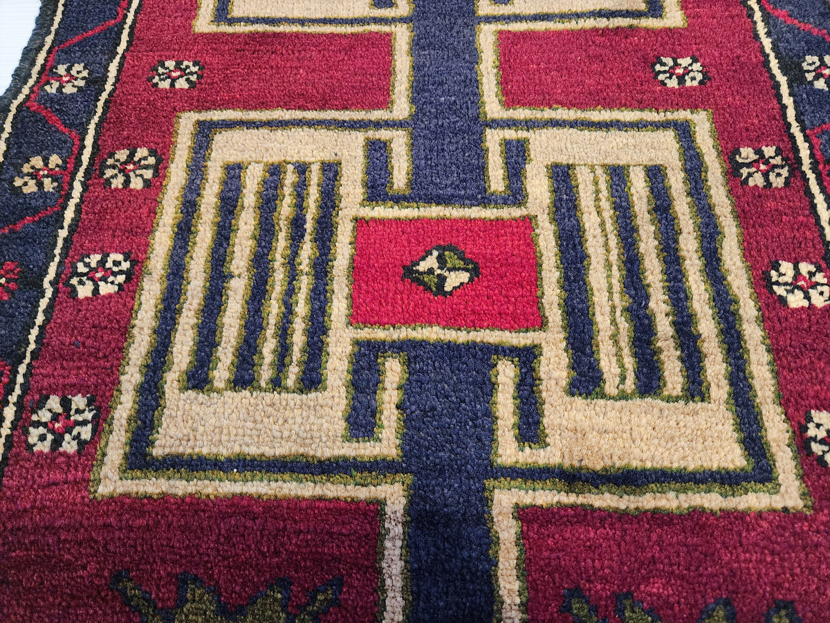 Vintage Adana rug in red, blue and beige, 1'10" x 3'2", photo 5