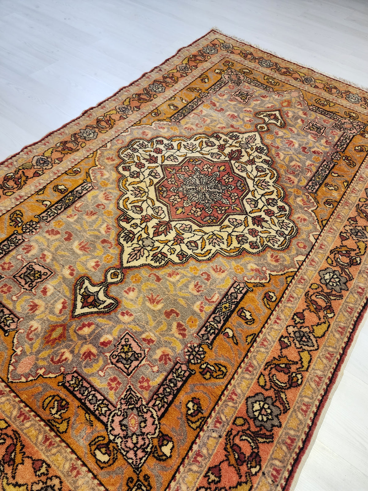 80-Year-Old Hand-Knotted Kayseri Burunguz Rug – Armenian Weave, Natural Dyes (4x7 ft)