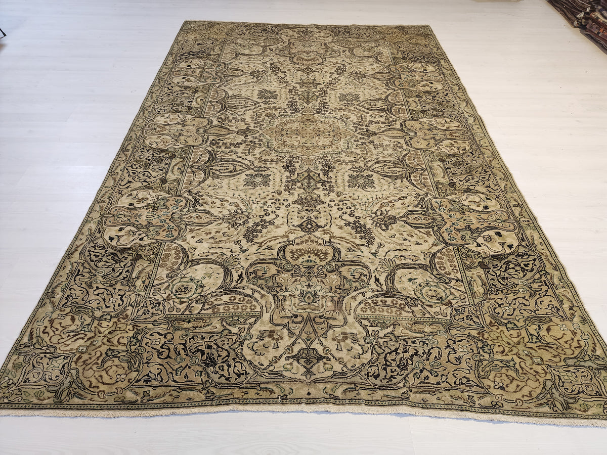 Hand-Knotted Turkish Wool Rug, Neutral Beige Floral Medallion, Antique Anatolian Carpet
