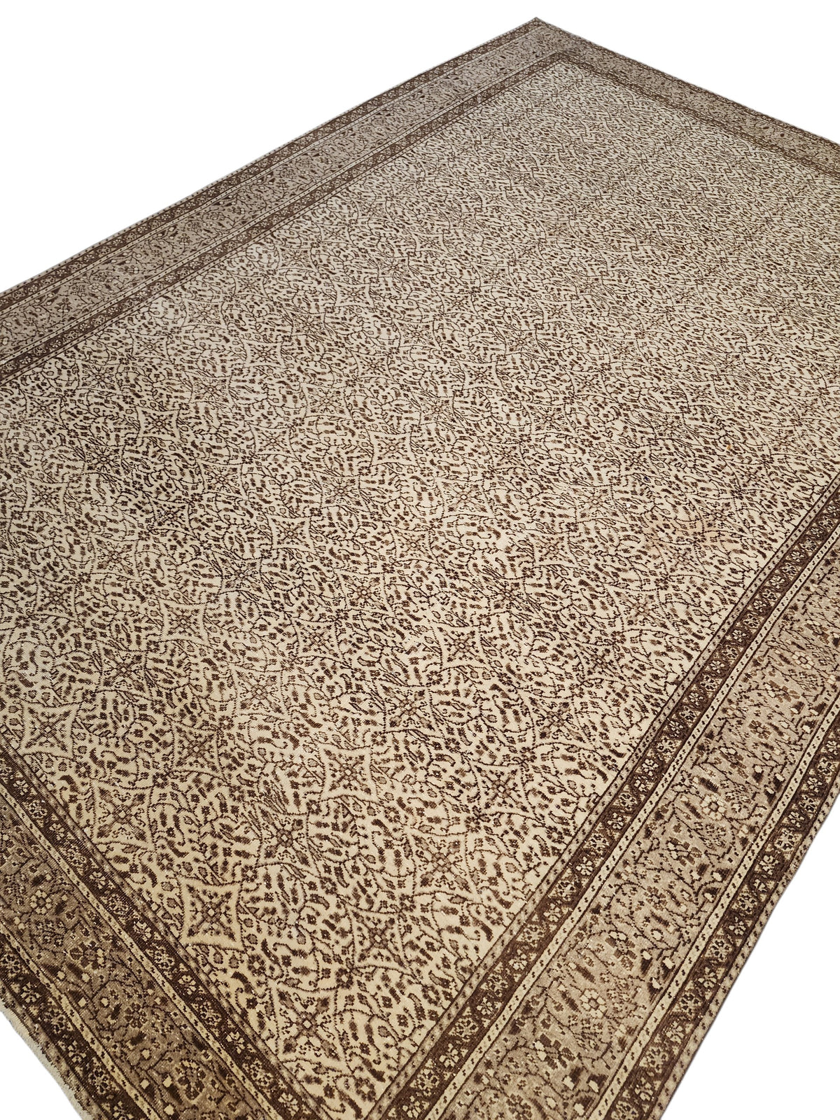 Hand-Knotted Wool Kayseri Bünyan Rug, Neutral Tonal Floral Pattern, Turkish Minimalist Decor