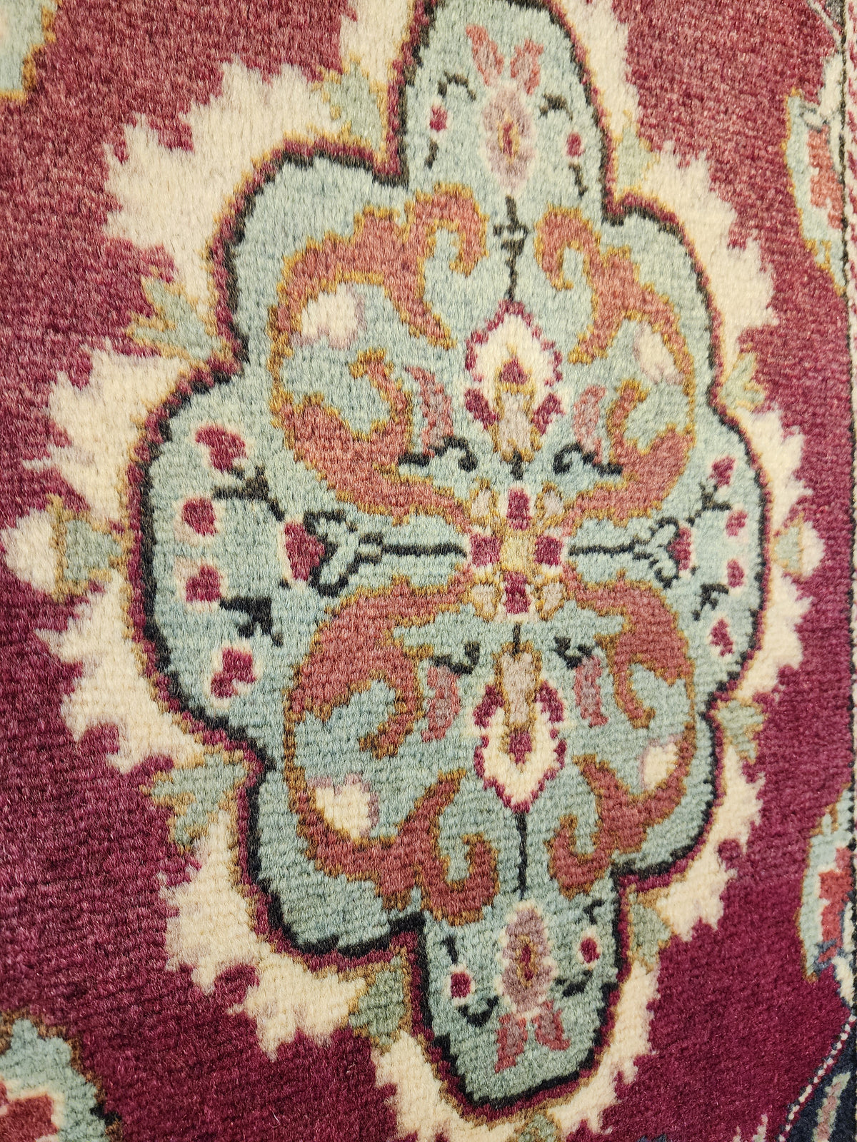 Vintage Kayseri rug in red and green, 2' x 3'5", photo 8