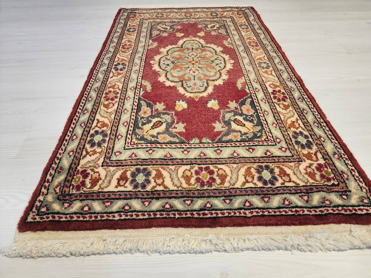 Vintage Kayseri rug in red and green, 2' x 3'5", photo 10