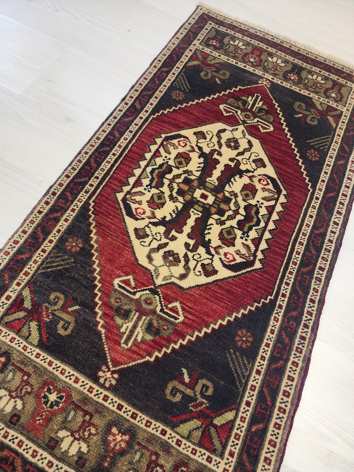 Vintage Konya rug in red, blue and brown, 1'9" x 3'7", photo 4