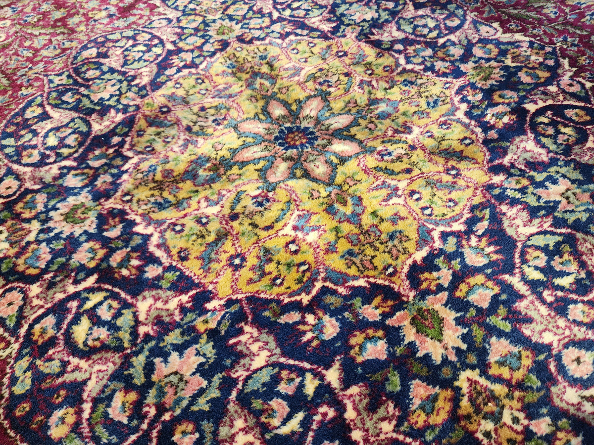 Vintage Ladik medallion rug in red, blue and beige, 6'10" x 10'2", photo 5